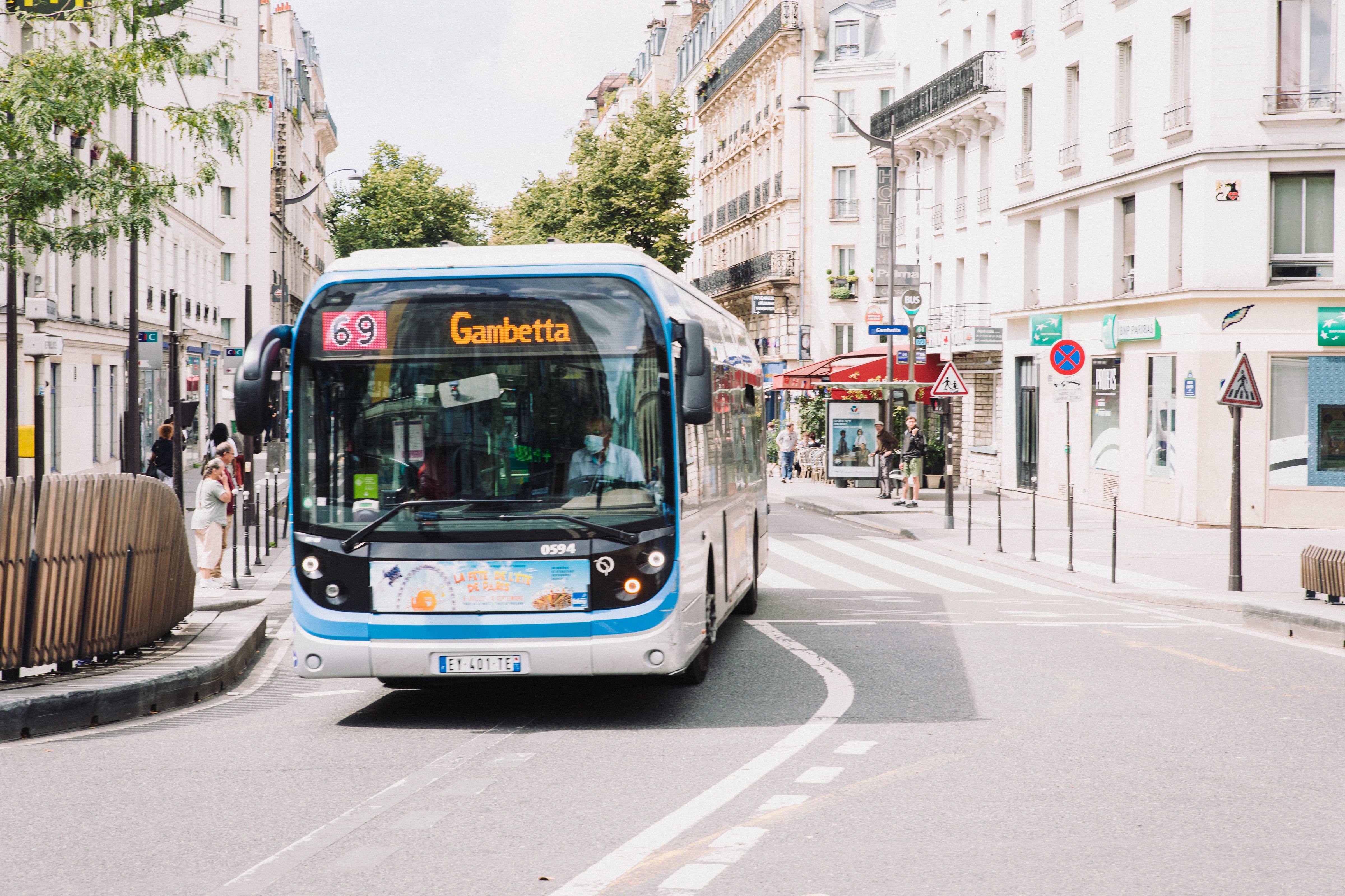 Les 4700 bus de la RATP, qui circulent à Paris et en petite couronne, doivent «passer» au contrôle technique tous les six mois (Illustration). LP/Philippe Labrosse