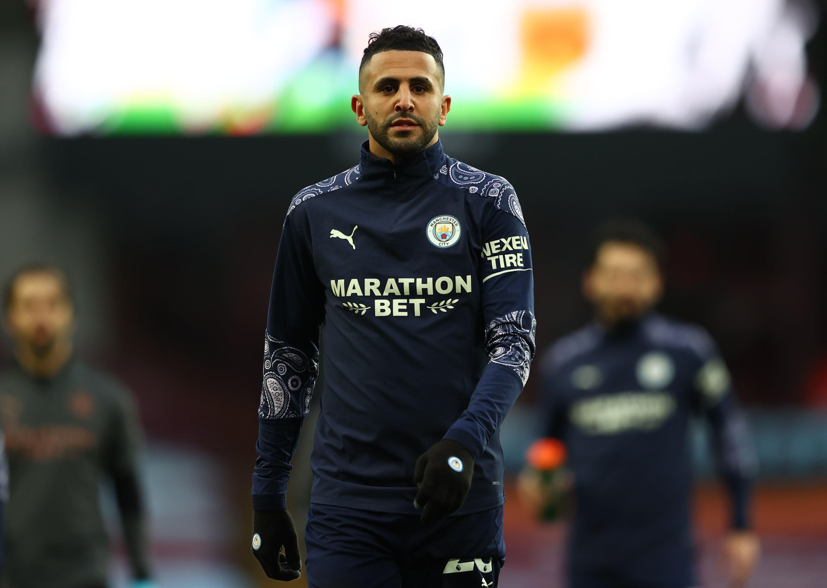 L'international algérien Riyad Mahrez a rejoint la Premier League en 2014, à Leicester et Manchester City depuis 2018. Il aura bientôt un stade à son nom dans sa ville natale de Sarcelles (Val-d'Oise). Reuters/Michael Steele