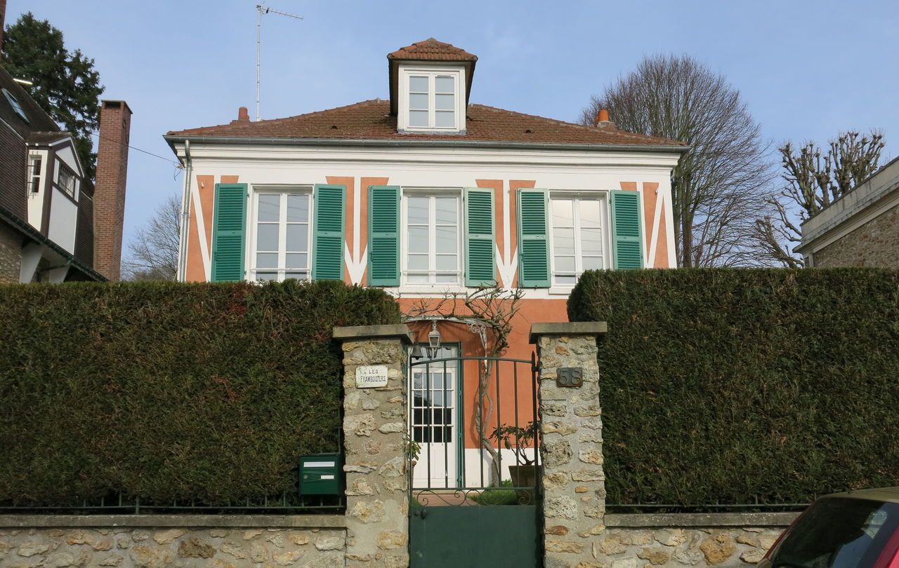 <b>Triel-sur-Seine, samedi 27 février.</b> Les Framboisiers, la villa, qui a abrité les amours illégitimes d’Emile Zola, est à vendre. 