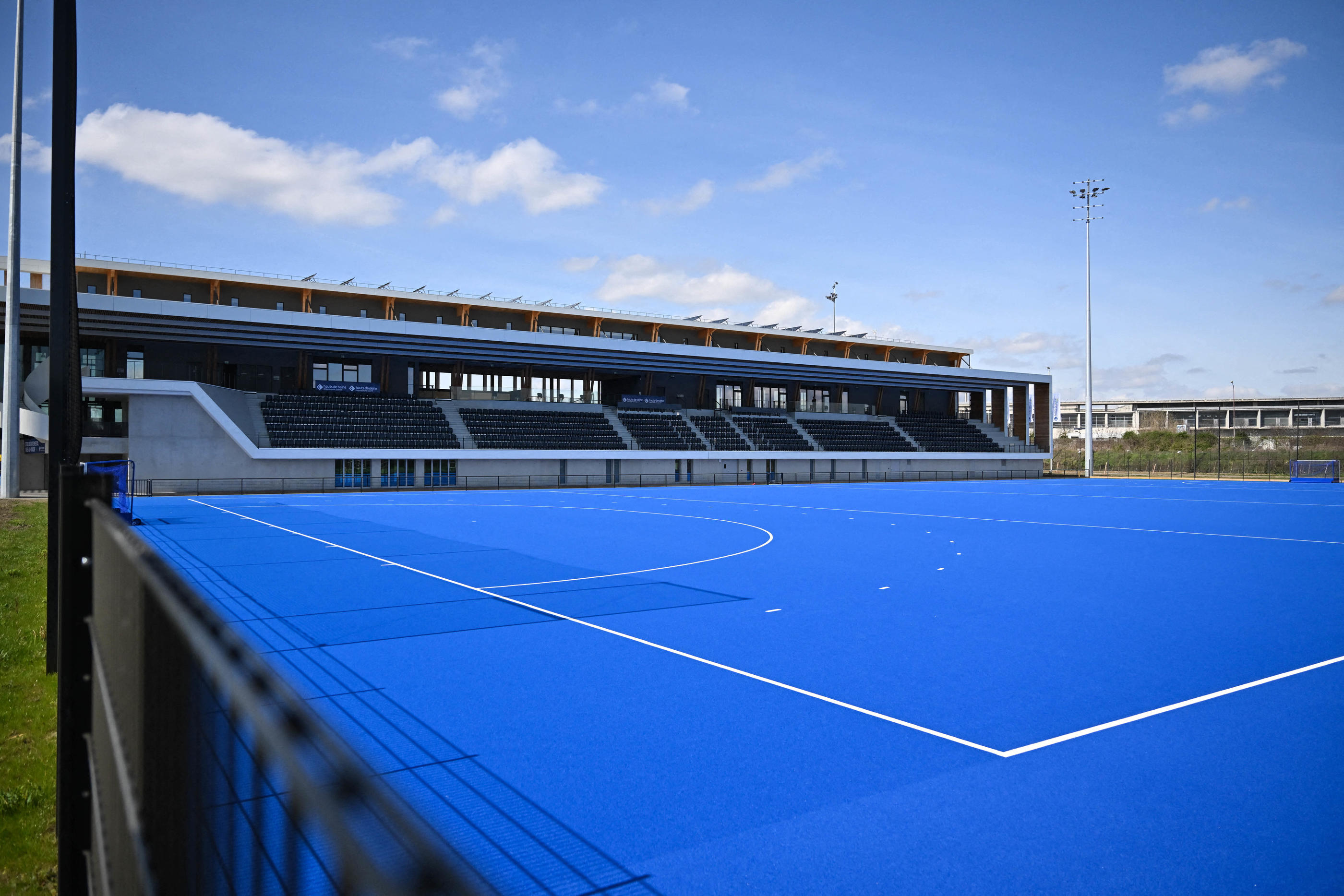 Le stade Yves-du-Manoir accueillera les épreuves de hockey sur gazon. Icon Sport