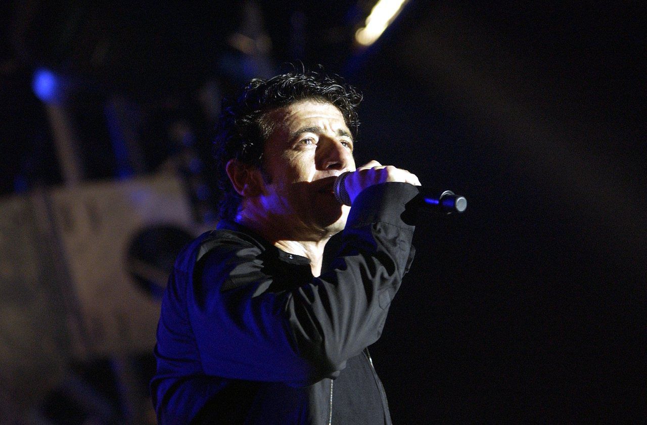 <b></b> Beauvais. Patrick Bruel lors de son concert en 2006 sur la scène de l’Elispace. Le chanteur revient à Beauvais le 15 février 2019.