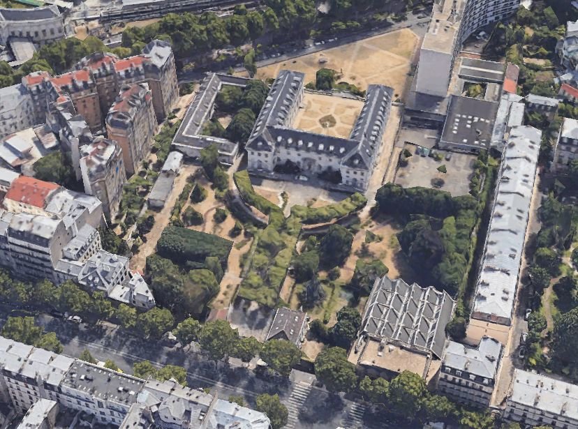 Paris (XIVe). Le site de l'hôpital de La Rochefoucauld occupe près de deux hectares entre l'avenue du Général-Leclerc et l'avenue René-Coty. Google Earth