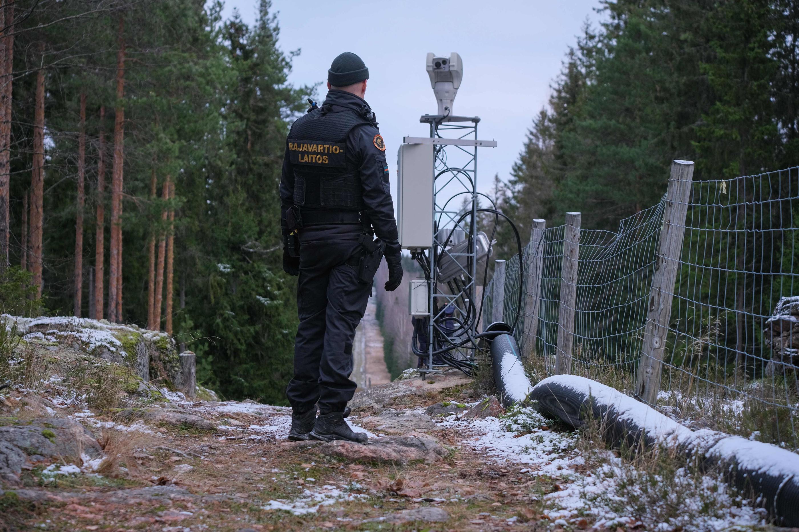 Depuis l'invasion de l'Ukraine par Vladimir Poutine, la Finlande a renforcée la sécurité à ses frontières avec la Russie. AFP/Alessandro Rampazzo