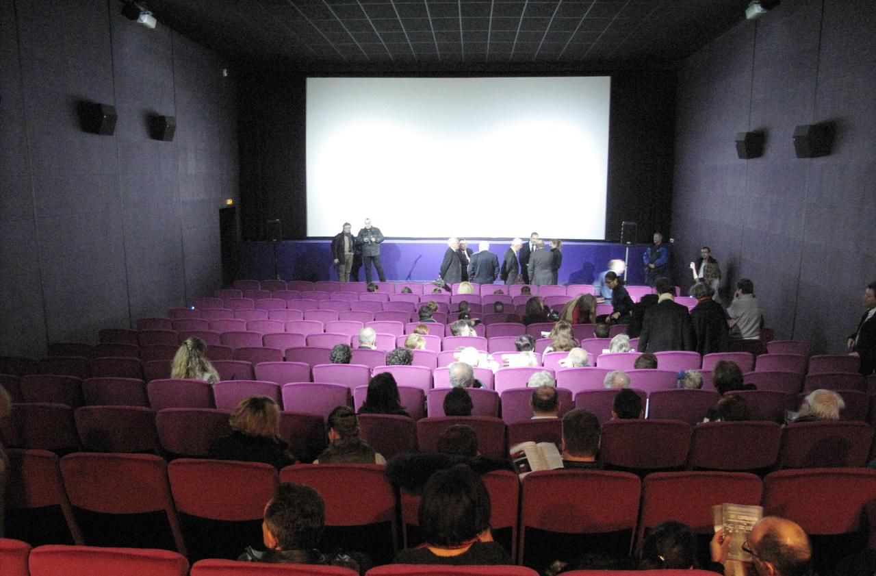 <b></b> Le cinéma Arcel à Corbeil-Essonnes ferme ses portes en raison du coronavirus.