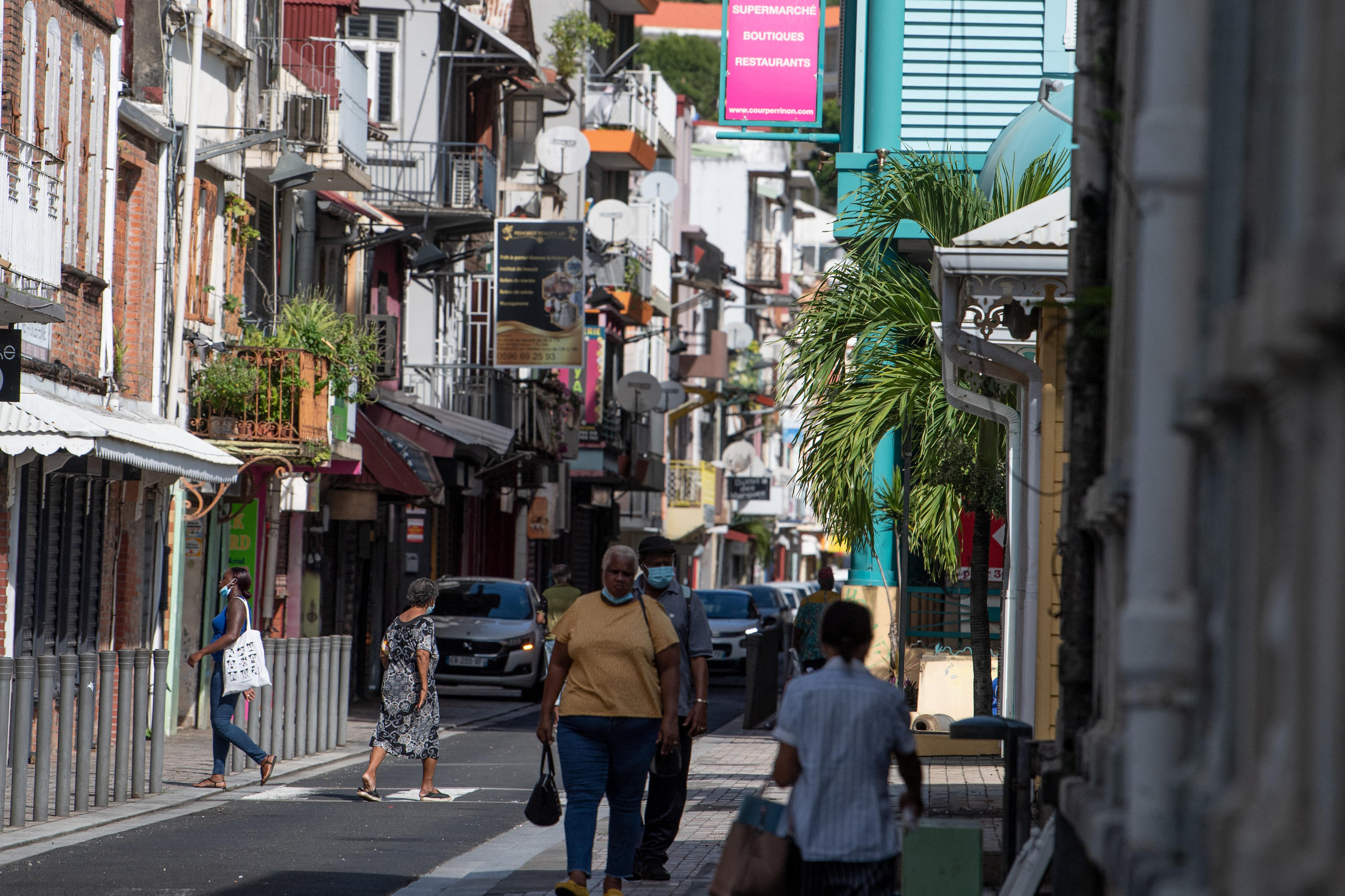 La Martinique, comme le reste des Antilles, souffre d'une augmentation du nombre de personnes basculant sous le seuil de pauvreté. AFP/Alain Jocard