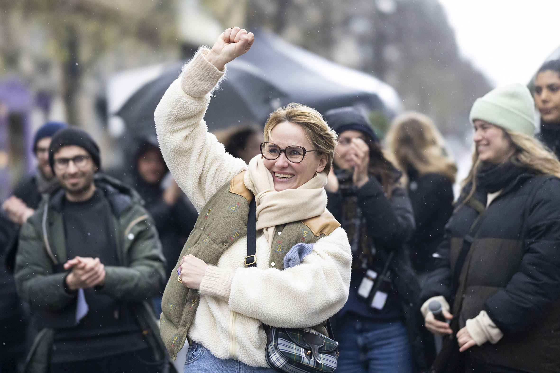 L'actrice Judith Godrèche a lancé ce projet de court-métrage après avoir reçu des milliers de témoignages de personnes lui disant avoir, « elles et eux aussi », été victimes d’agressions sexuelles. MANEKI FILMS/Cyril Bruneau