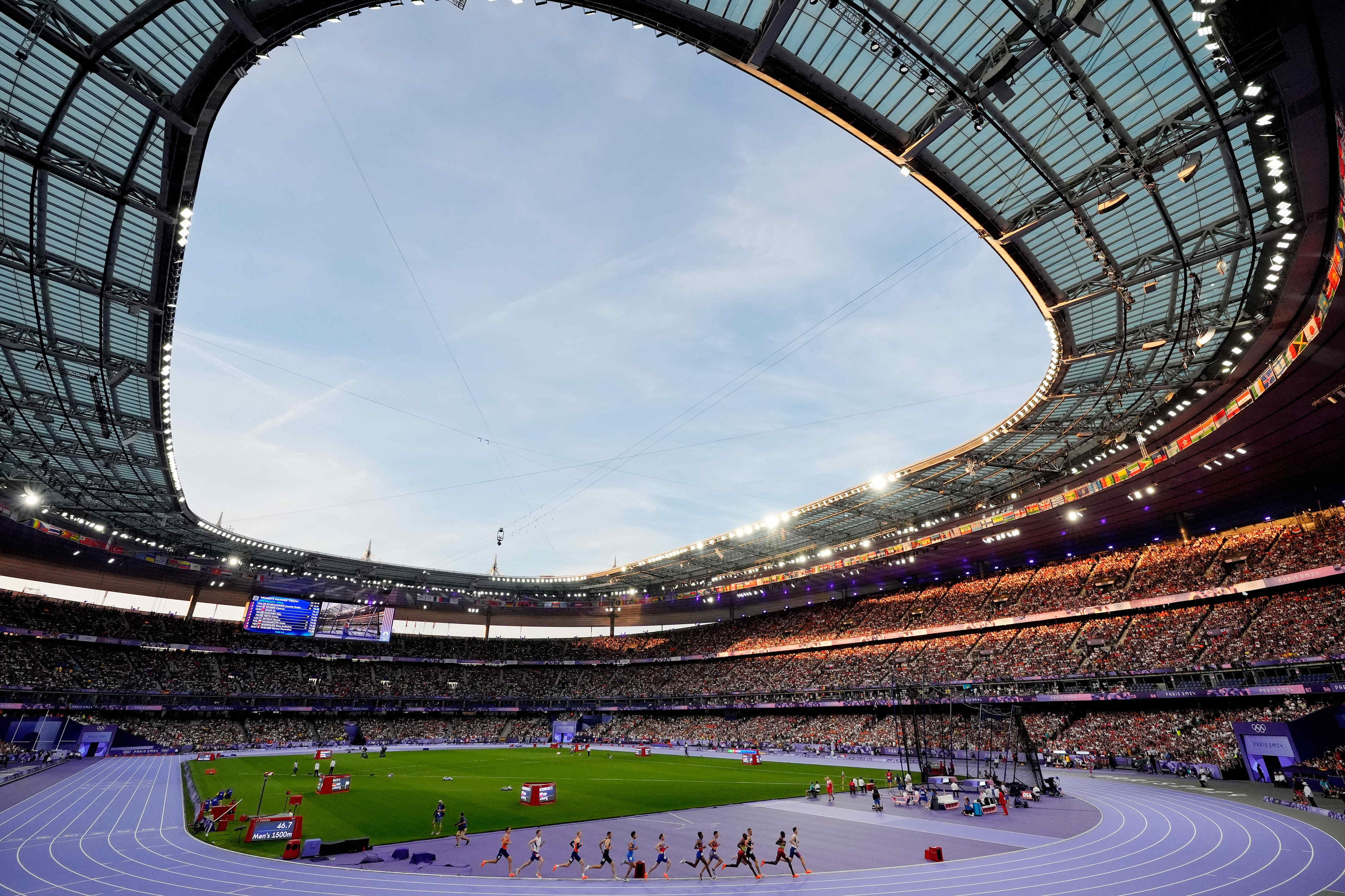 La cérémonie de clôture se déroulera sous de fortes chaleurs au Stade de France. John David Mercer/Icon Sport