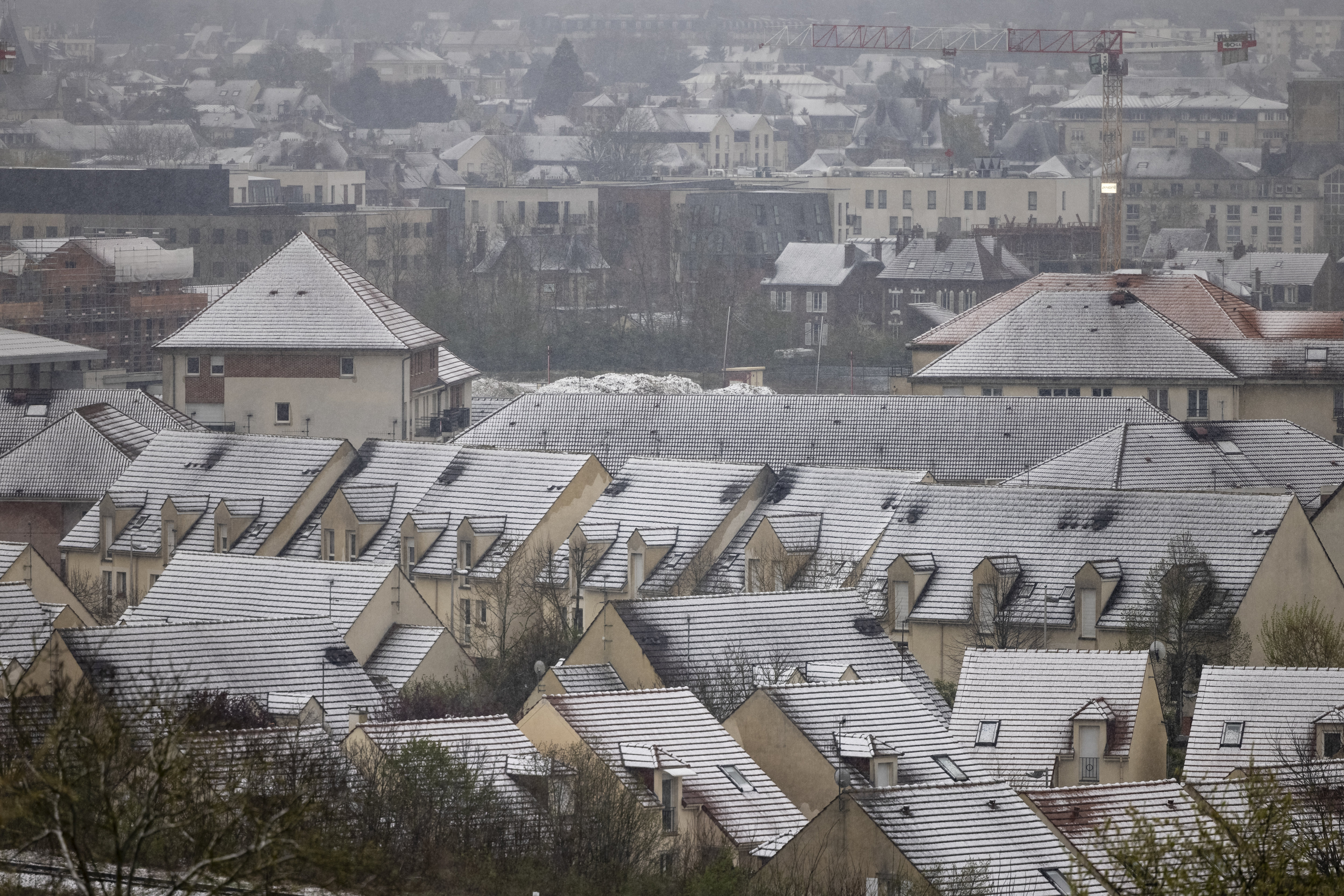 Un chasse-neige du Doubs verbalisé boulevard Haussmann à Paris - Le Parisien
