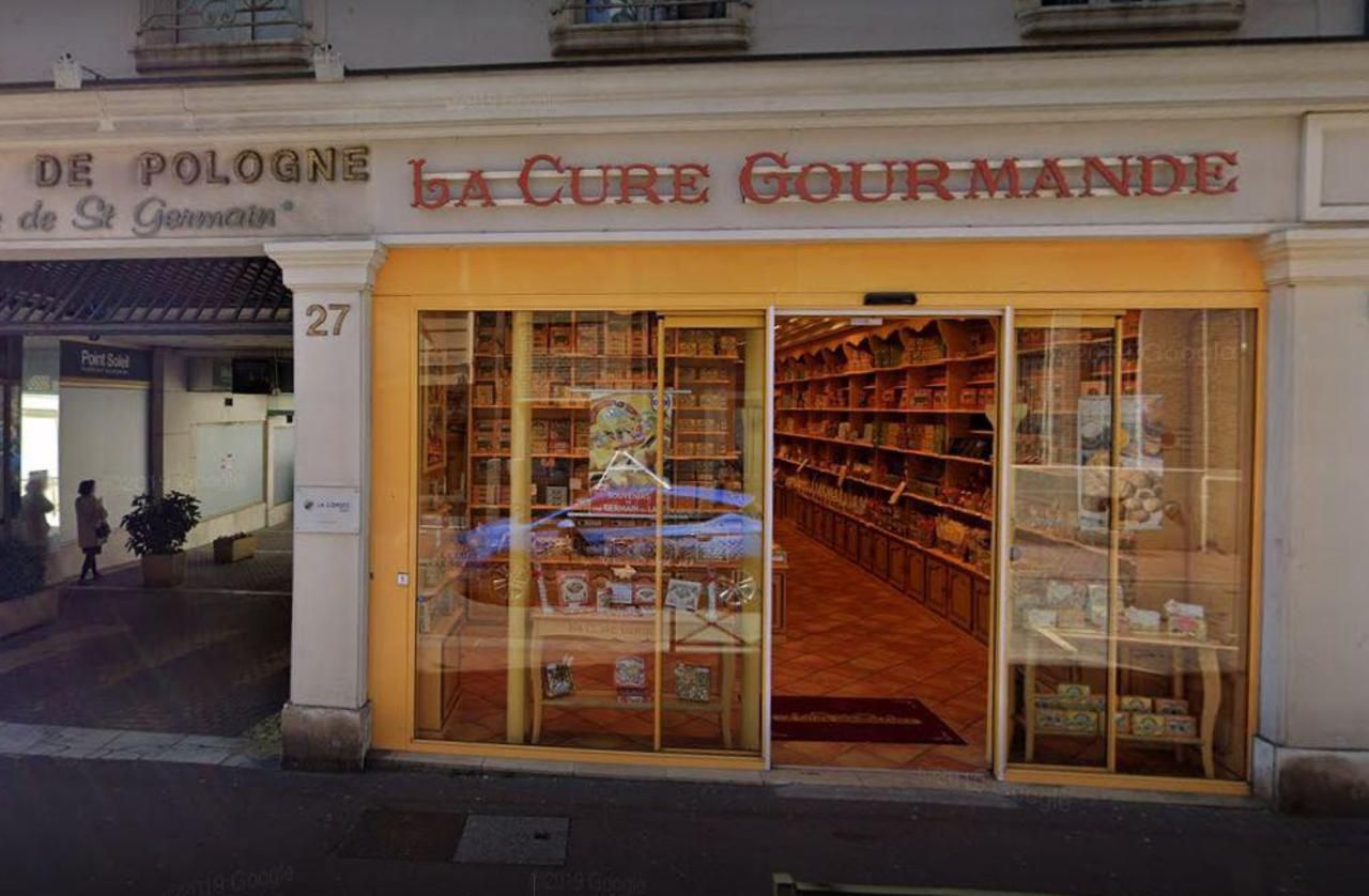 <b></b> Saint-Germain-en-Laye. Les deux ados s’en étaient pris au magasin La Cure Gourmande, emportant le contenu de la caisse et quelques confiseries.