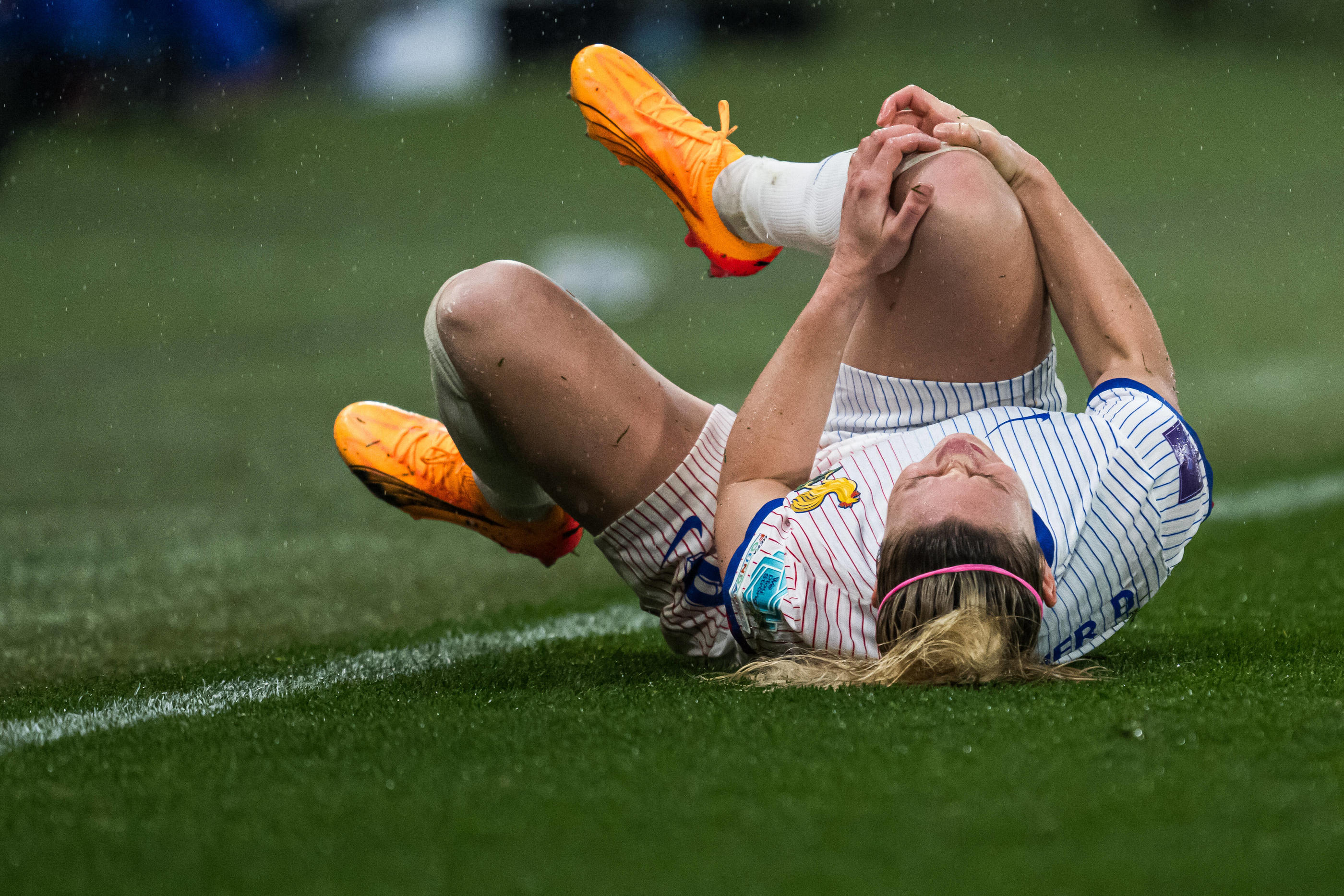 La joueuse de Lyon Eugénie Le Sommer est sortie sur blessure contre la Suède et devrait manquer les prochaines échéances de son équipe. Icon Sport.