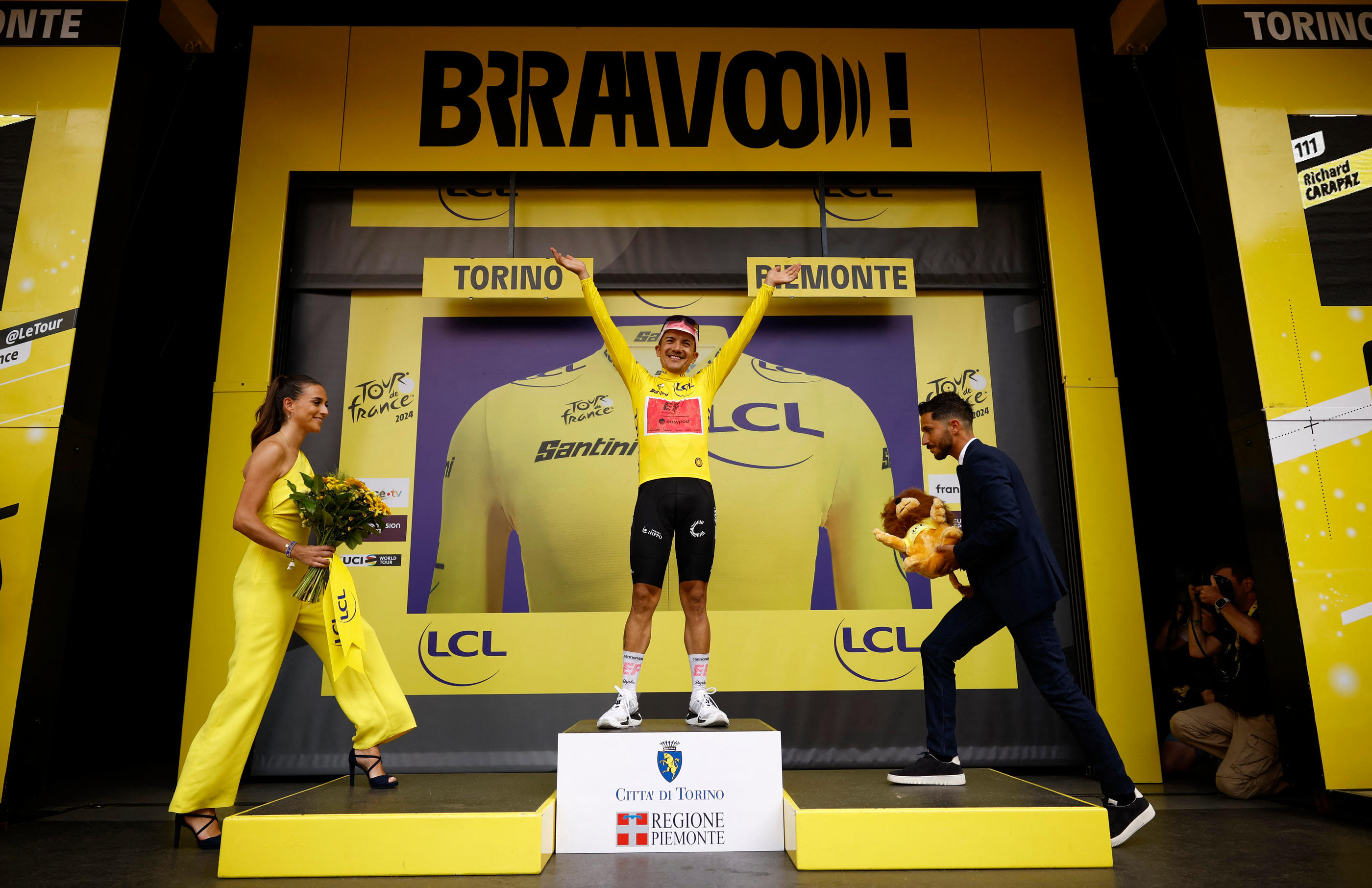 Tour de France 2024 : le maillot jaune Tadej Pogacar passera deux nuits à Castelnaudary Tour de France 2024 : le maillot jaune Tadej Pogacar passera deux nuits à Castelnaudary