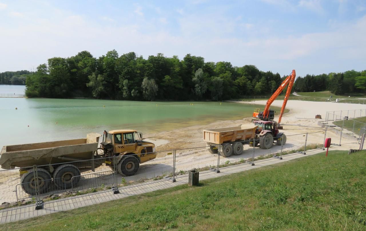 <p><strong>Ile r&eacute;gionale de loisirs de Jablines-Annet (Seine-et-Marne) , ce mardi apr&egrave;s-midi. </strong>La plage nord restera ferm&eacute;e jusqu&rsquo;au 1er juillet pour cause de travaux urgents.</p>