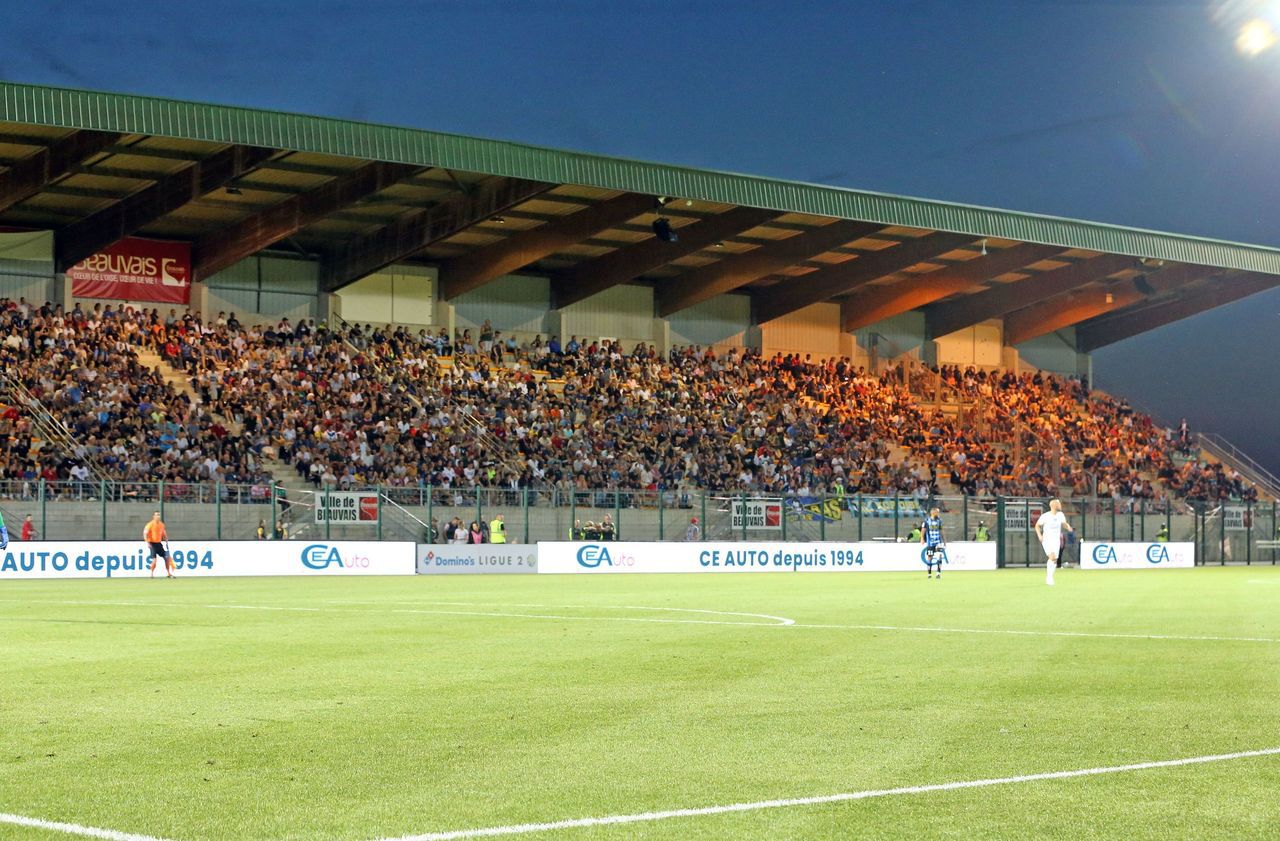 Ligue 2: the gauge will drop to 1,000 spectators for ...