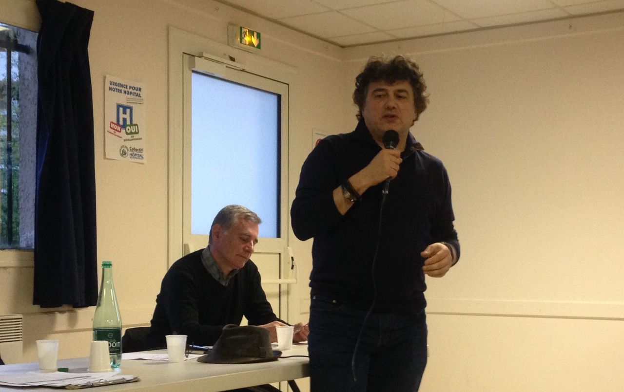 <b>Rambouillet, jeudi soir.</b> Le célèbre médecin urgentiste Patrick Pelloux a participé à une réunion publique organisée par le collectif de défense et de développement de l’hôpital de Rambouillet, inquiet du projet de regroupement avec celui du Chesnay. 