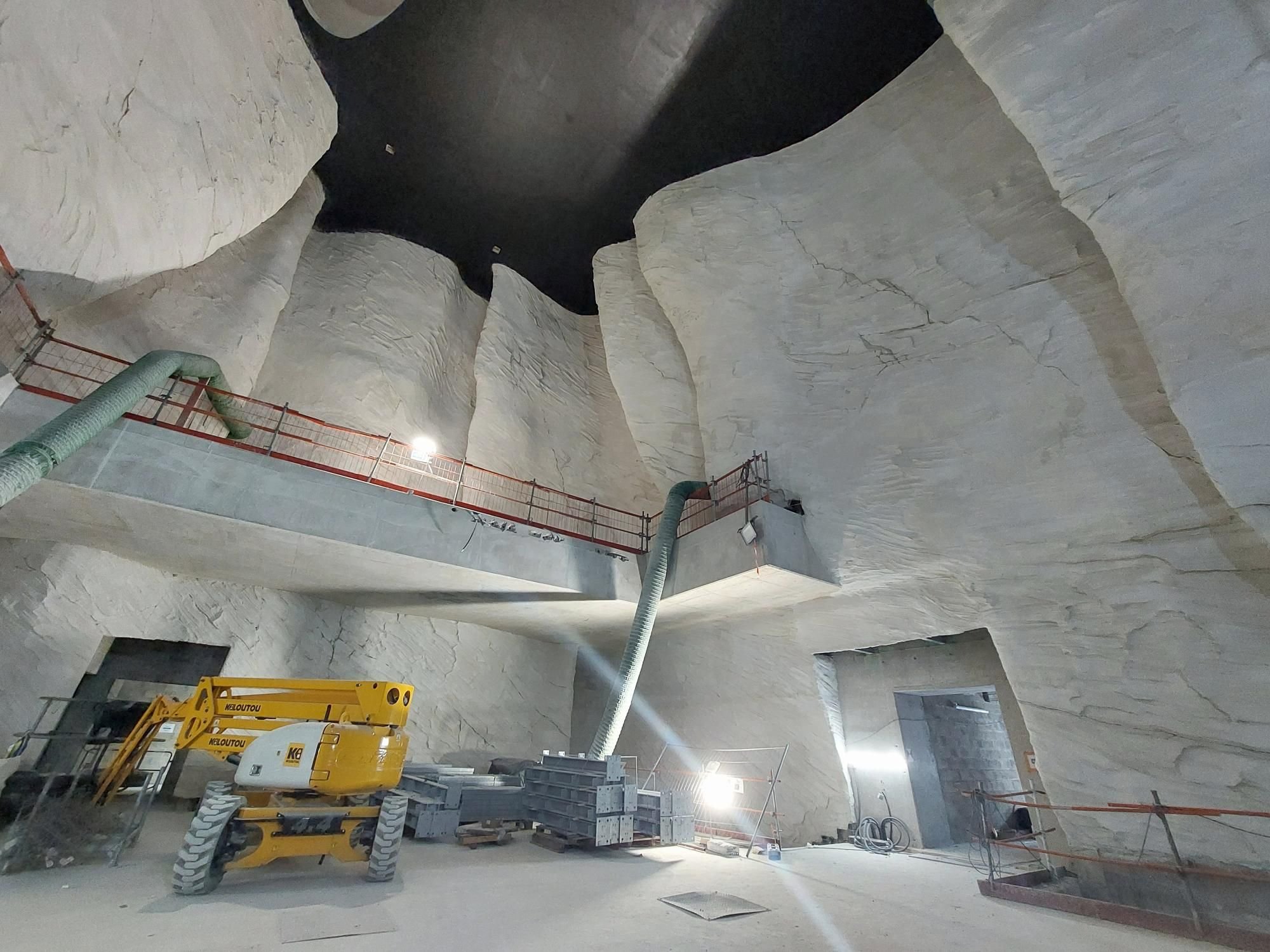 Vitry-sur-Seine (Val-de-Marne), le 23 novembre. La «grotte» de la future gare Mairie-de Vitry a été réalisée à 80 % et sera finie d'ici à la fin de l'année. LP/Fanny Delporte