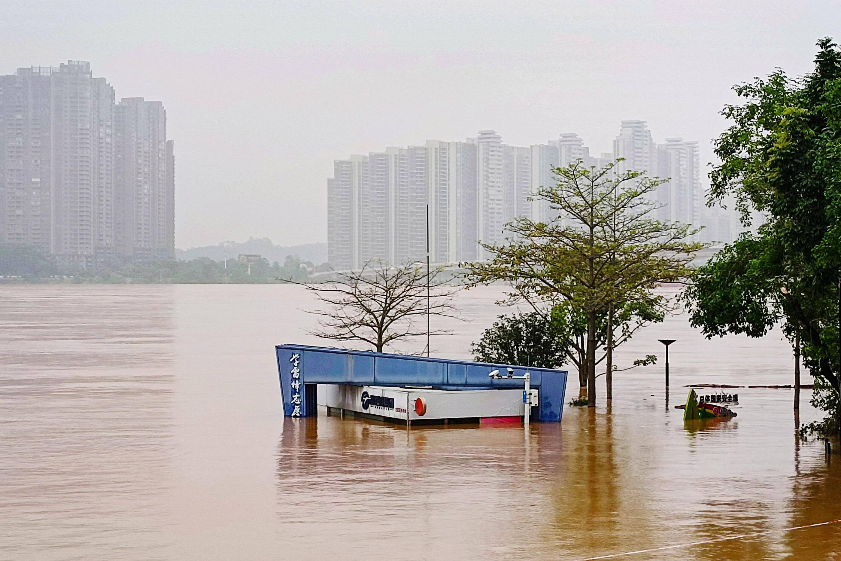 La région économique du Guangdong est paralysée par les inondations. AFP