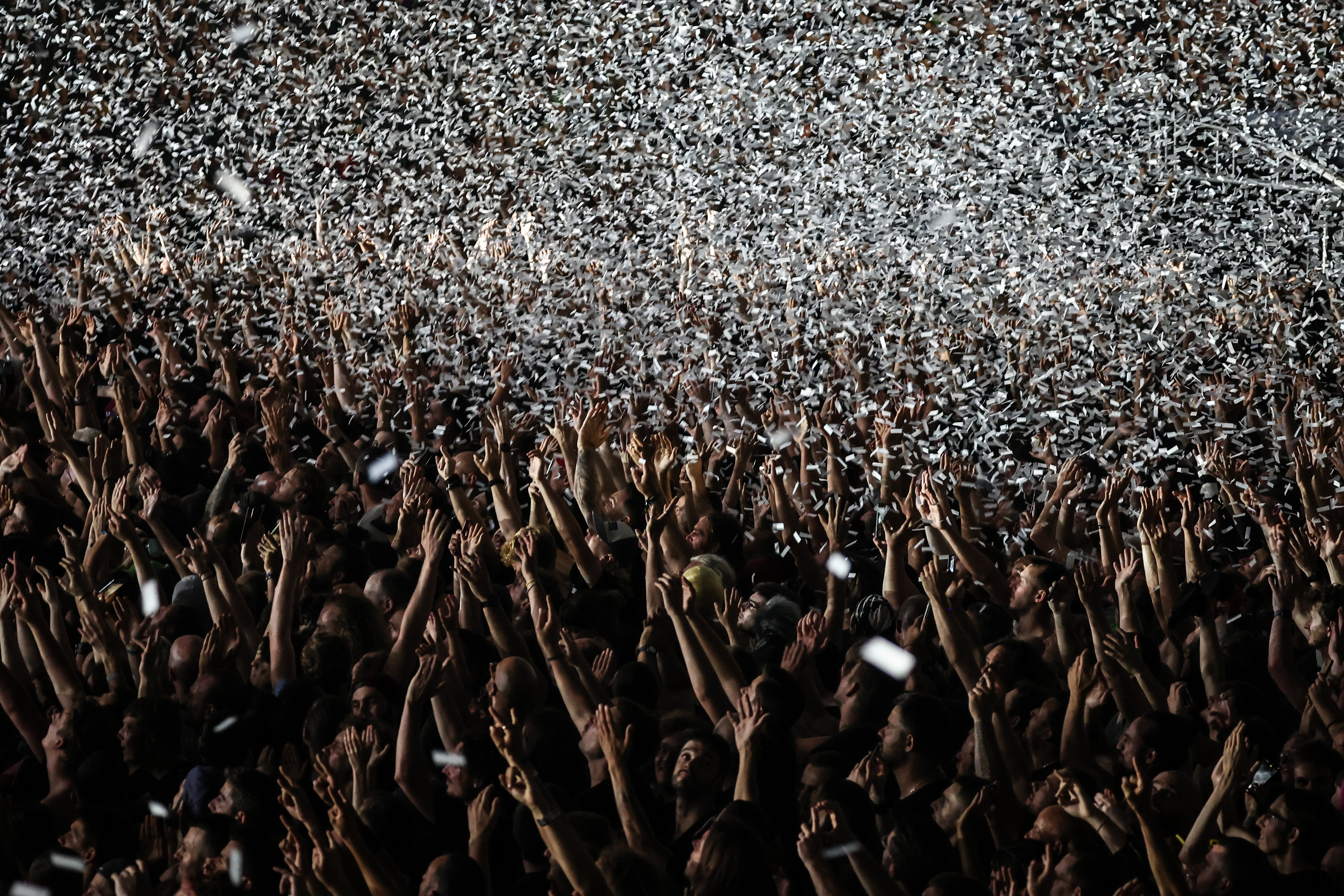 Metal : Rammstein enflamme le Stade de France - Le Parisien