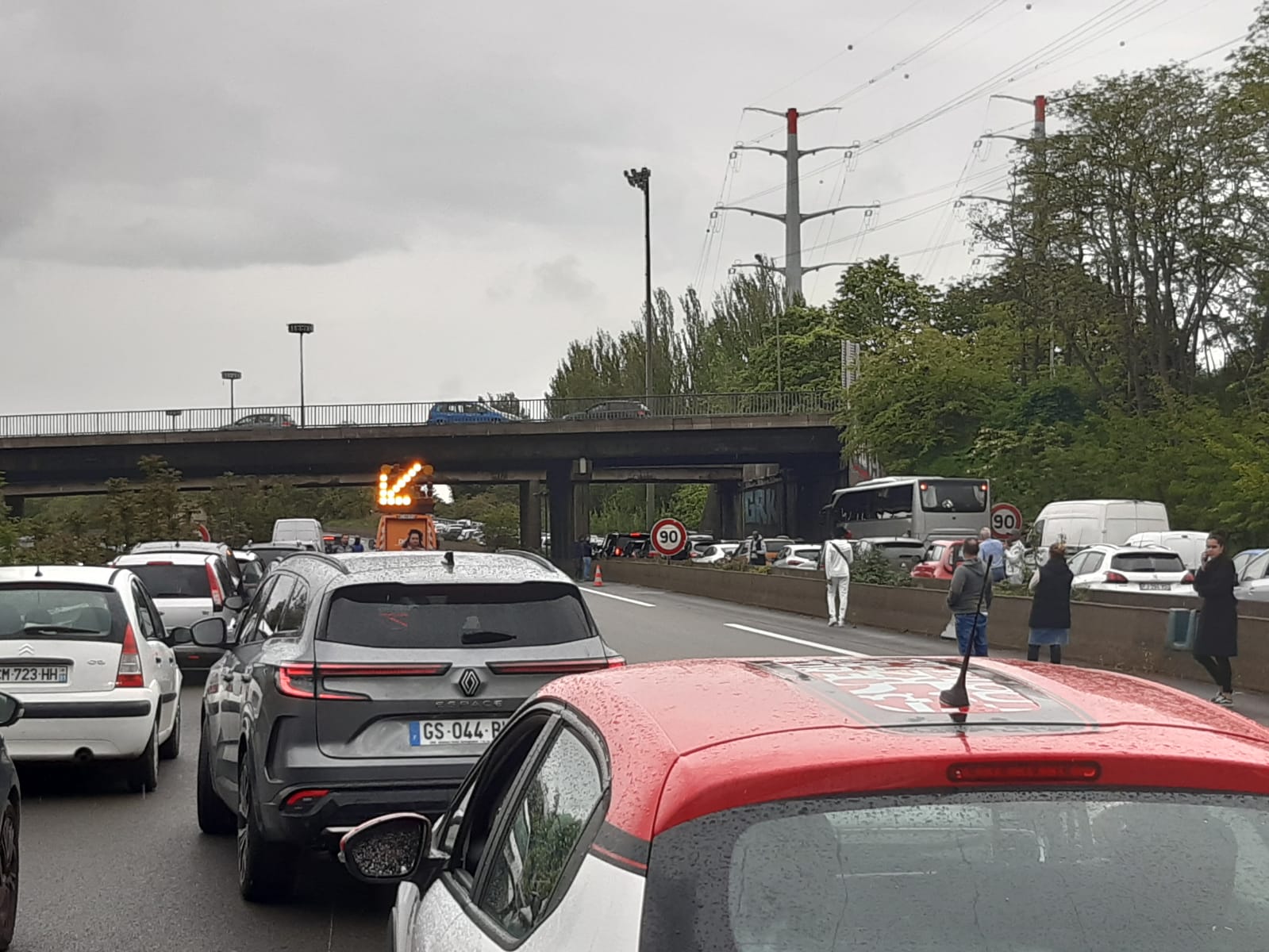 La circulation était très perturbée sur l'A6 vers Paris ce dimanche après-midi. DR