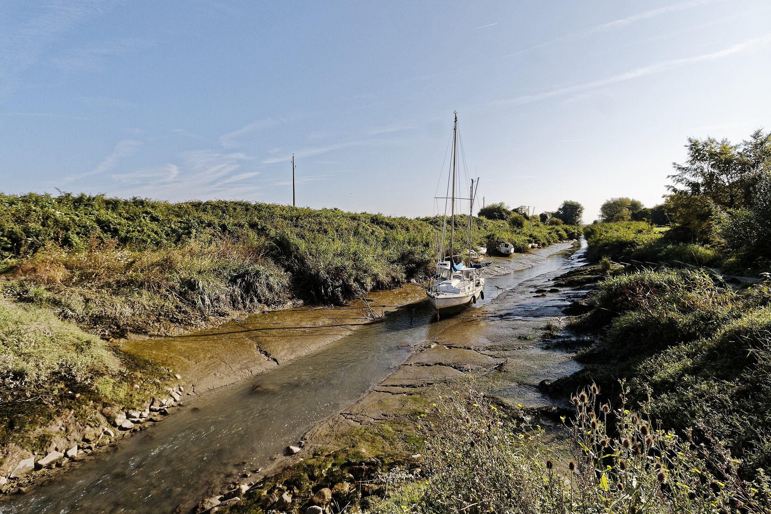 A 800 mètres du petit port de Berville-sur-Mer (Eure), on remarque une fameuse plage de galet, la seule du département. #PRESSE30