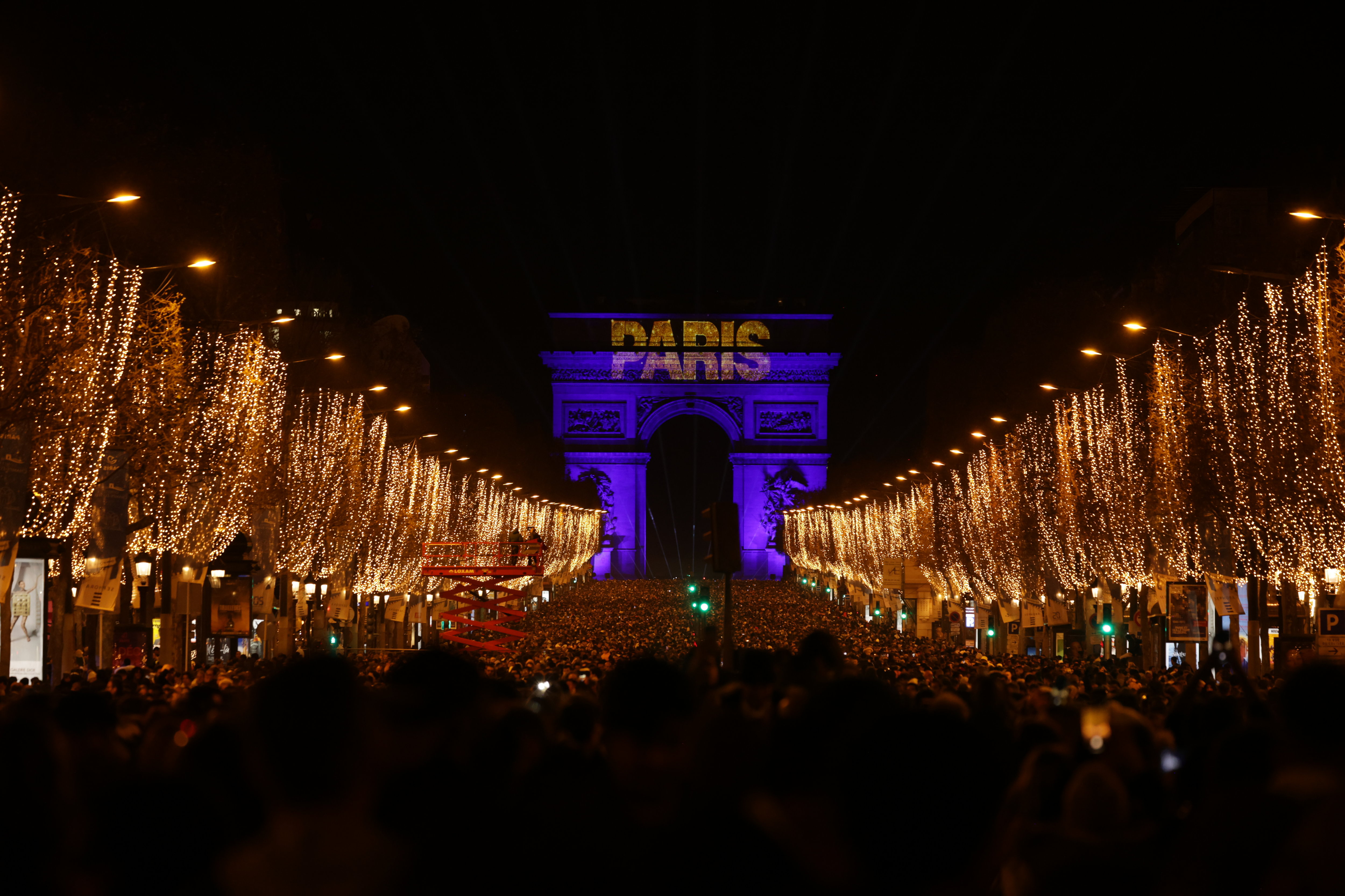 Programme, circulation Tout ce qu'il faut savoir sur les célébrations du Nouvel  An sur les Champs-Elysées