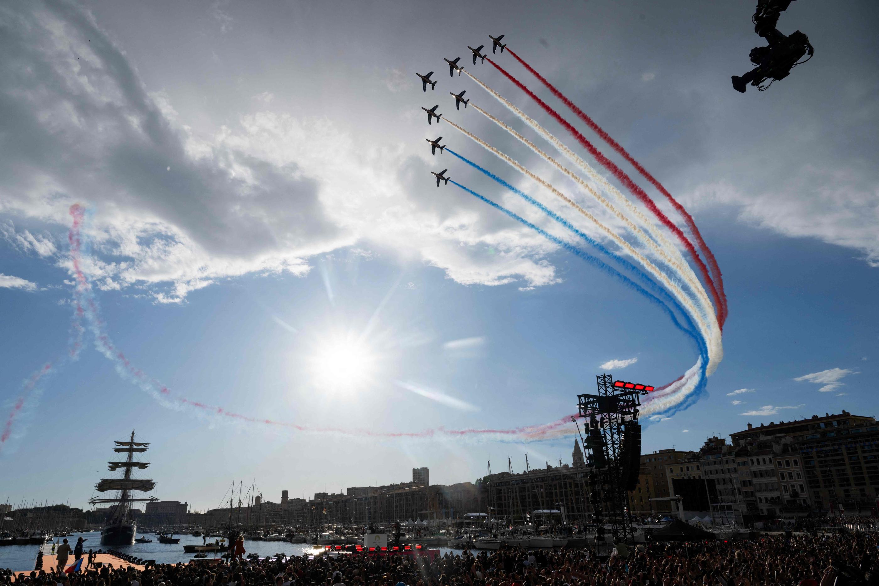 La flamme olympique est arrivée ce mercredi 8 mai à Marseille. AFP/Nicolas Tucat