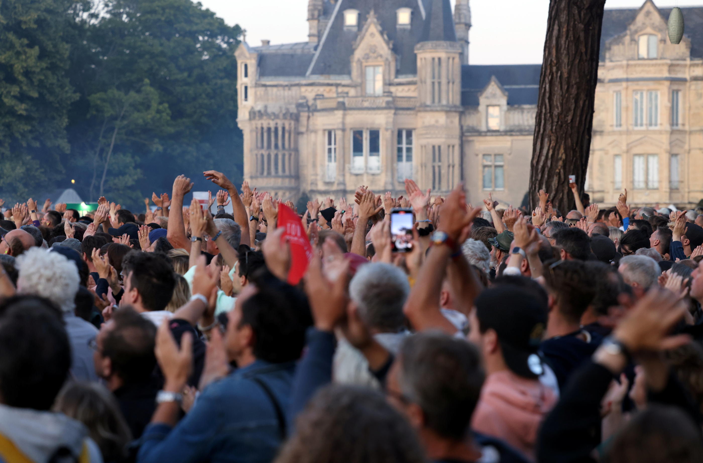 J'aimerais faire un stade » : Sofiane Pamart, le pianiste qui rêve grand -  Le Parisien