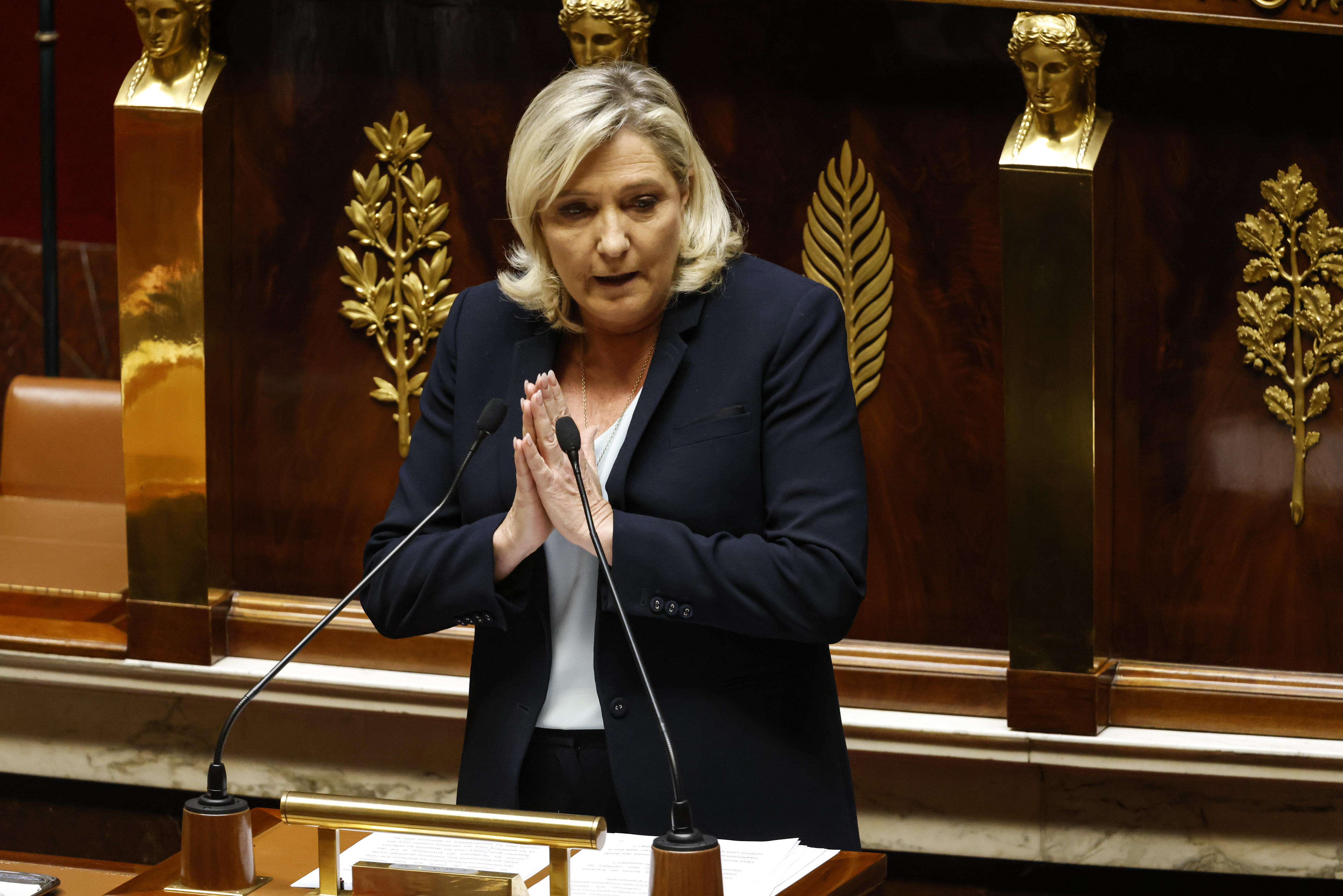 Assemblée nationale, le 24 octobre. Par ce jeu de bonneteau parlementaire, Marine Le Pen a montré que la Nupes est une «opposition de communication» et LR une «bouée de sauvetage du gouvernement», tacle le RN. LP/Olivier Corsan