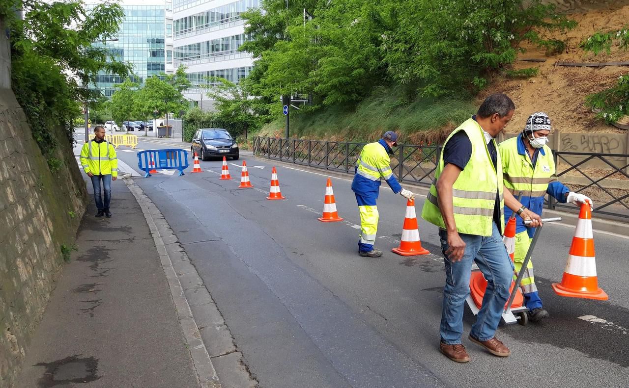 <b></b> Massy, le 6 mai 2020. Massy et la communauté d’agglomération Paris-Saclay mettent en place des itinéraires temporaires pour faciliter les circulations piétonnes et vélos à la sortie du confinement.