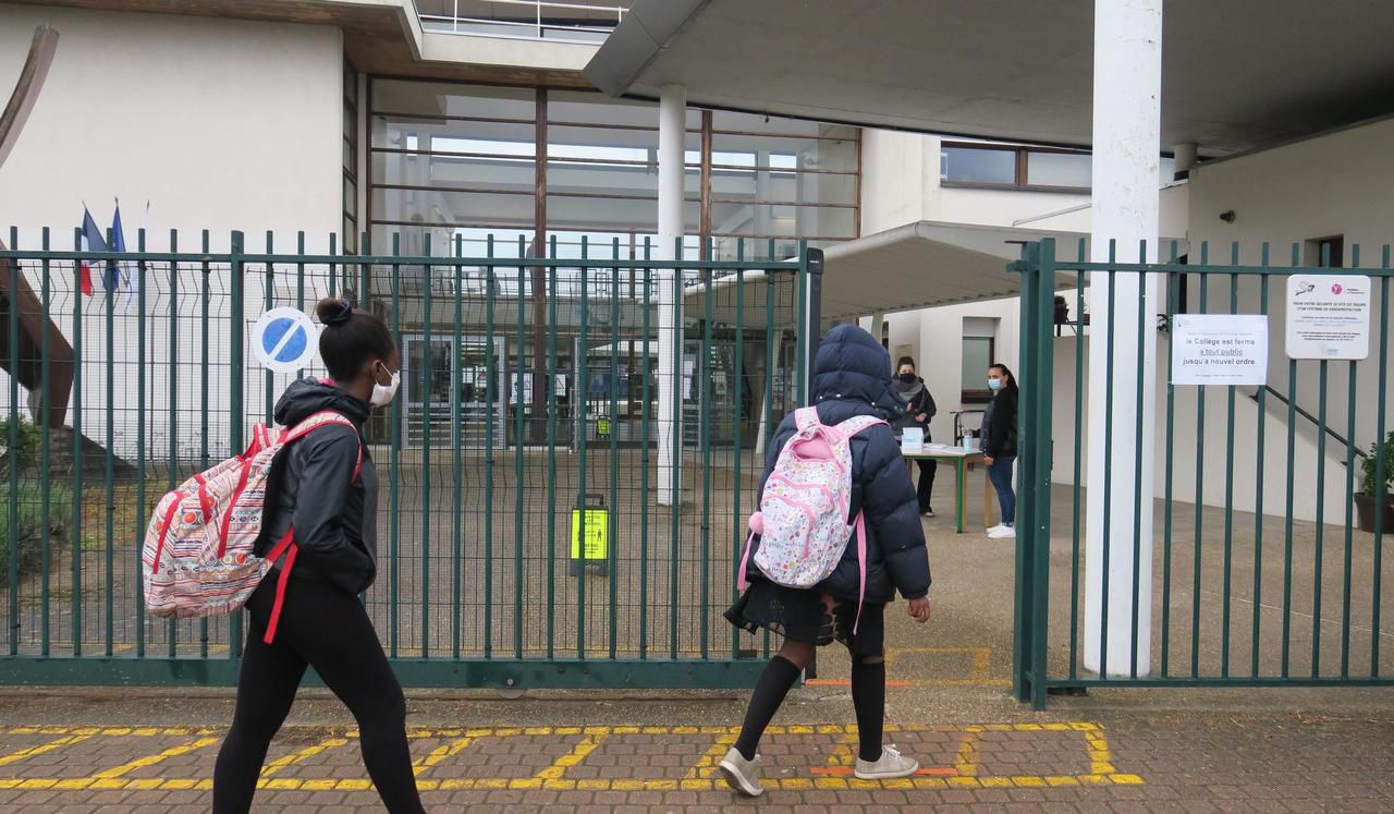 <b></b> Chanteloup-les-Vignes, ce jeudi matin. Seuls 38 élèves de 6e ont effectué leur rentrée ce jeudi. Pour les 5e, c’est ce vendredi. 