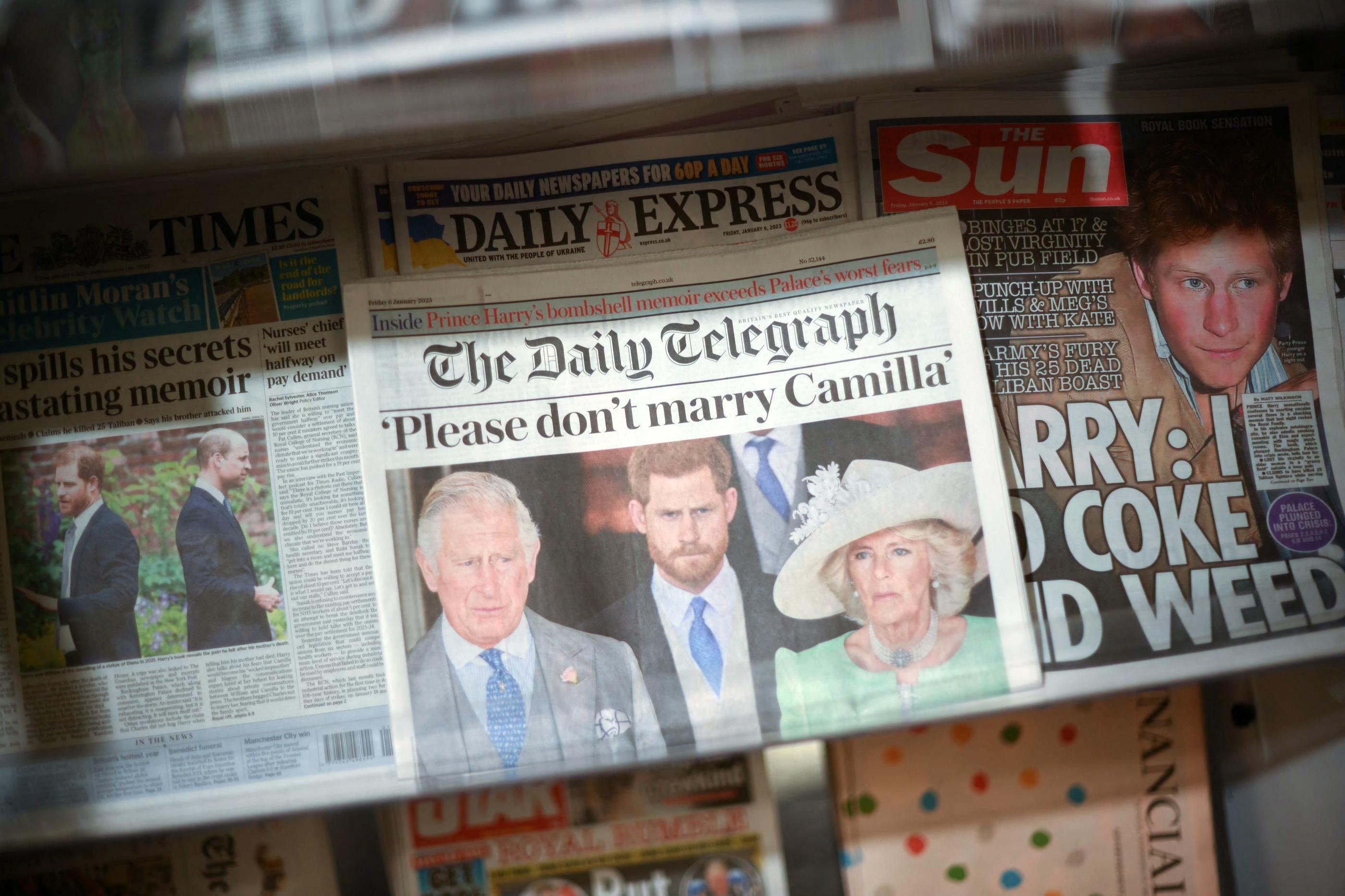La presse britannique a diffusé des extraits de l'autobiographie du prince Harry, qui doit sortir le 10 janvier. AFP/Daniel Leal