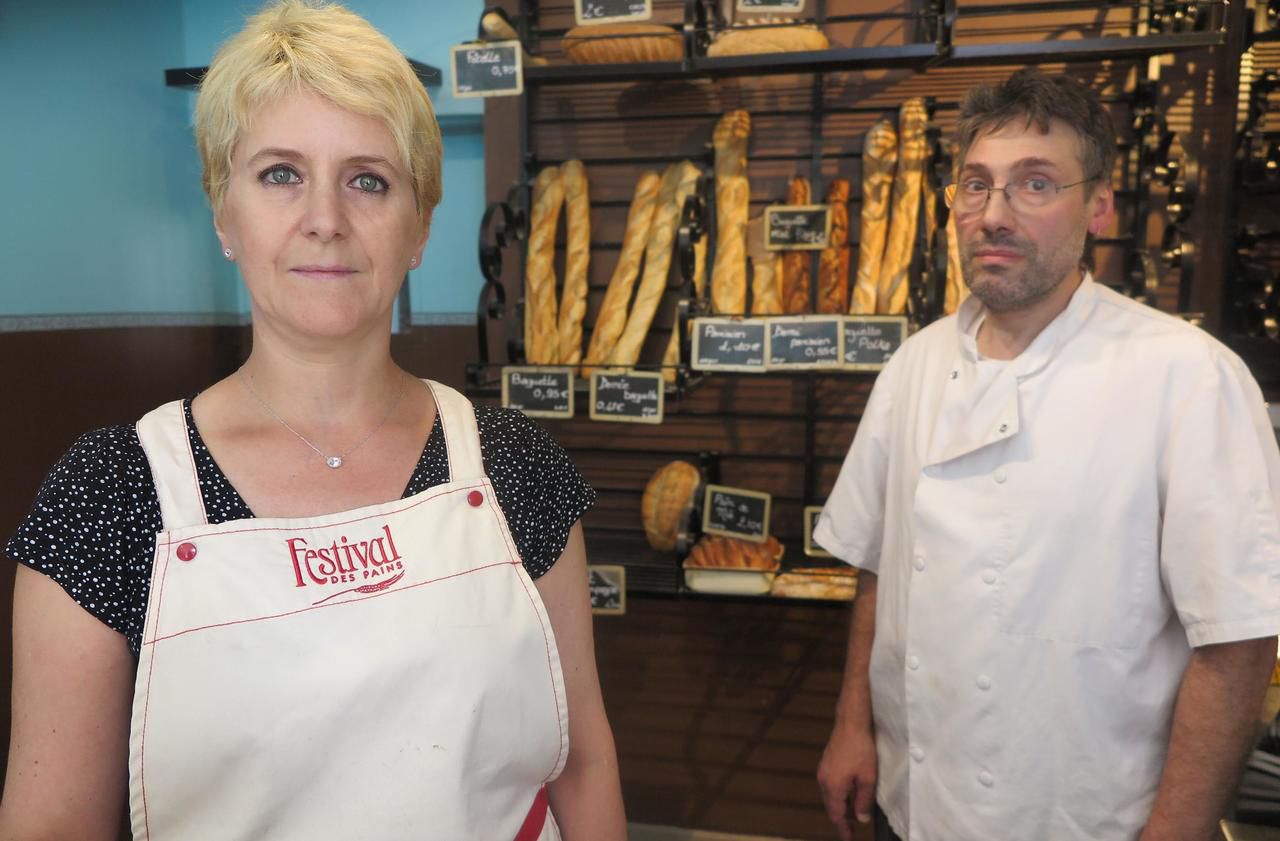 <b></b> Juziers. Pedro et Catherine Gomez sont à la tête de la boulangerie centenaire du village, aujourd’hui menacée de fermeture. 