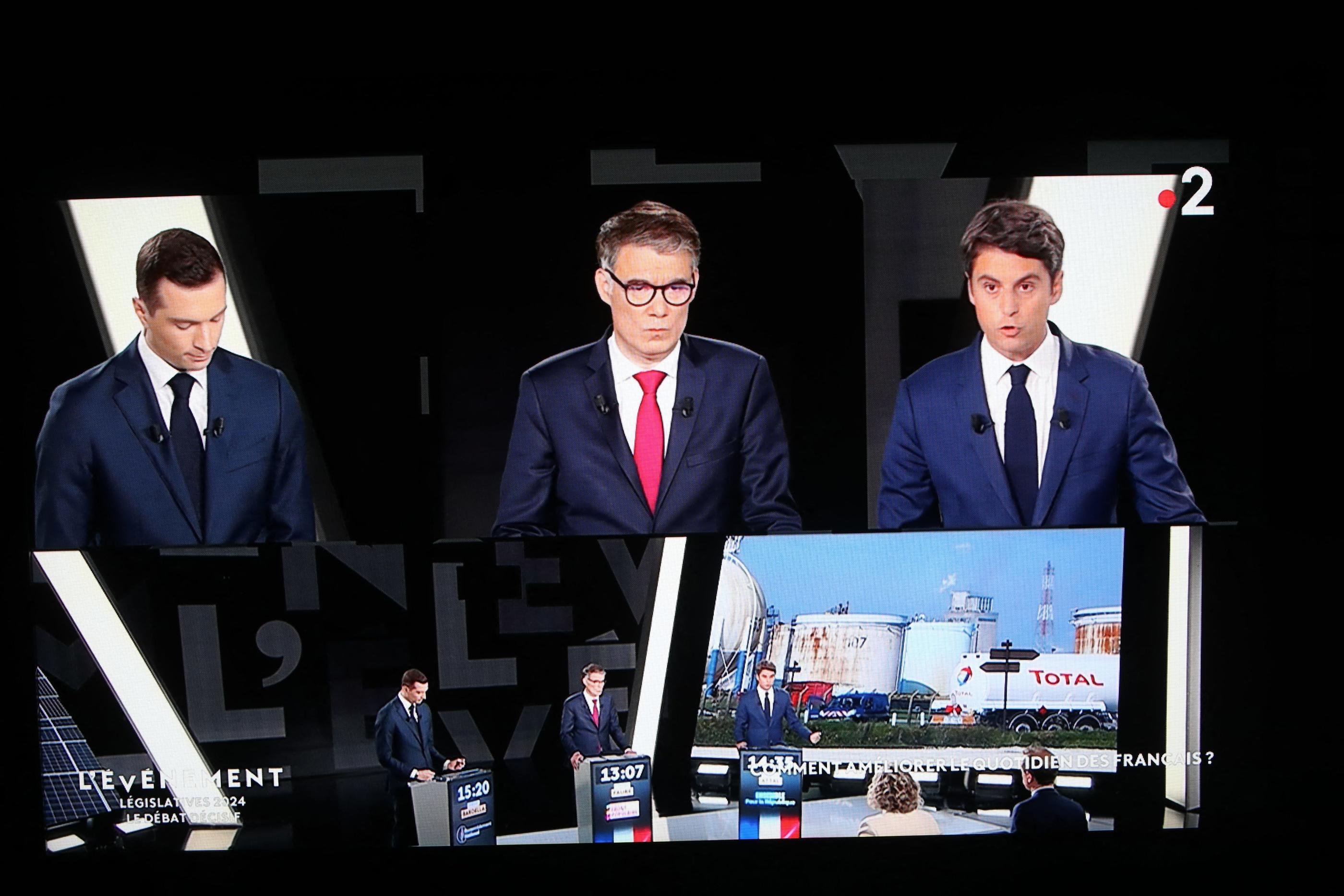 Le débat entre Jordan Bardella (Rassemblement National), Olivier Faure (Front Populaire ) et Gabriel Attal (Renaissance) a captivé nombre de citoyens puisqu'ils étaient 3,15 millions devant le petit écran, ce qui place France 2 en tête des audiences ce jeudi soir.  Capture d'écran/L'Alsace/Vincent Voeglin