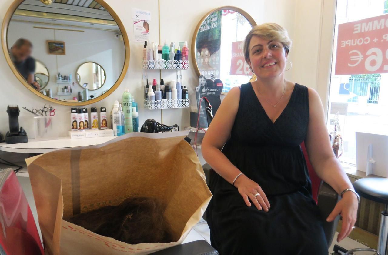 <b></b> Rueil-Malmaison. Gérante du salon Nathalie B., Nathalie Ladouceur a été la première coiffeuse de Rueil-Malmaison à rejoindre l’association Coiffeurs justes. 
