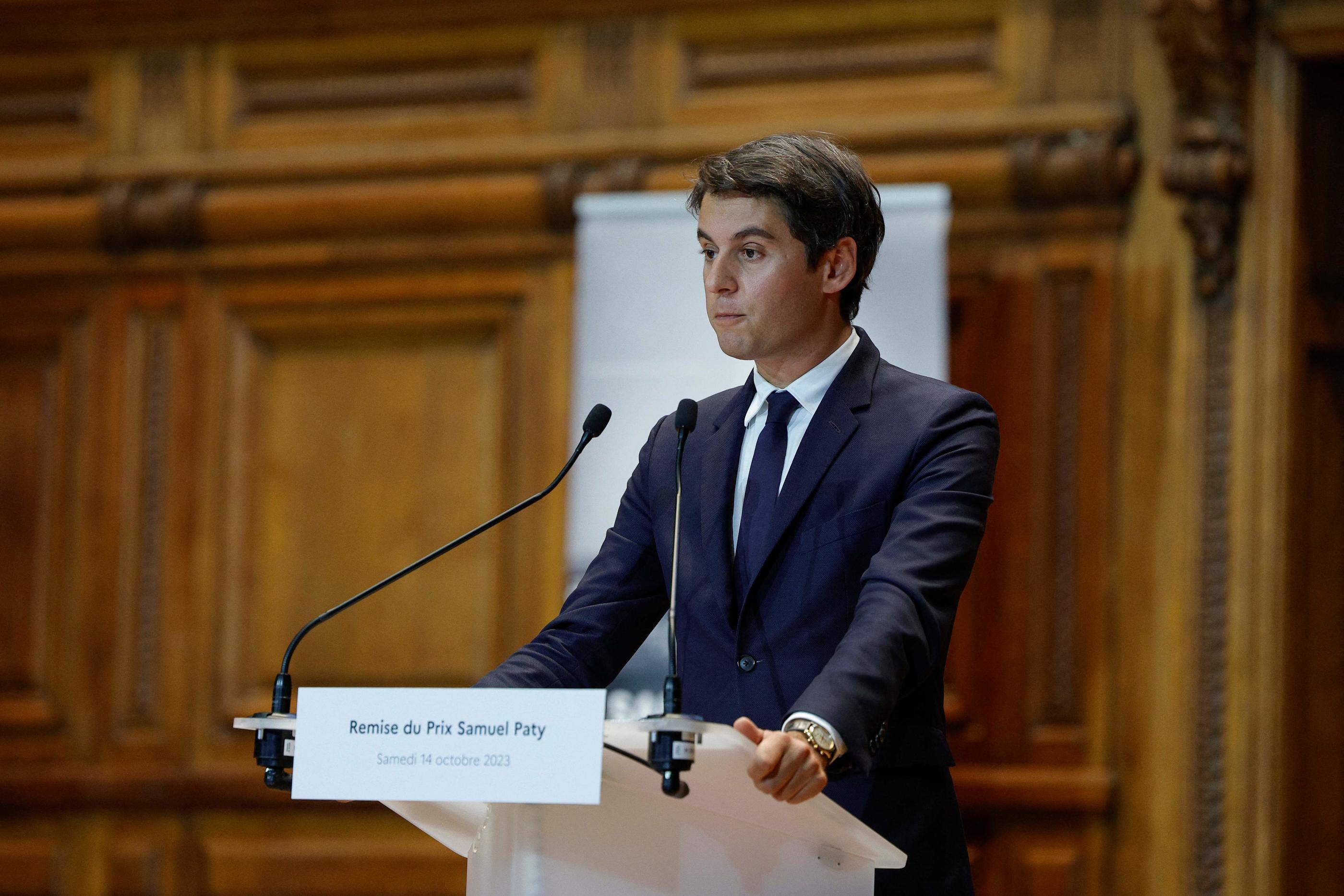 Le ministre de l'Education Gabriel Attal lors de son allocution à la Sorbonne à Paris, ce samedi. AFP/ Geoffroy VAN DER HASSELT