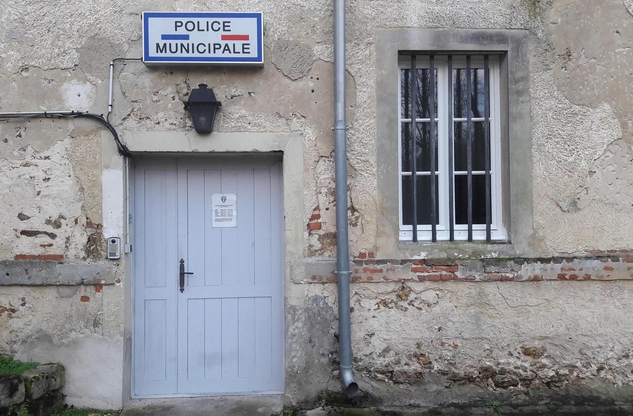 PV, suspension of an agent: in Mesnil-Saint-Denis, an elected official takes “some liberties” with the police