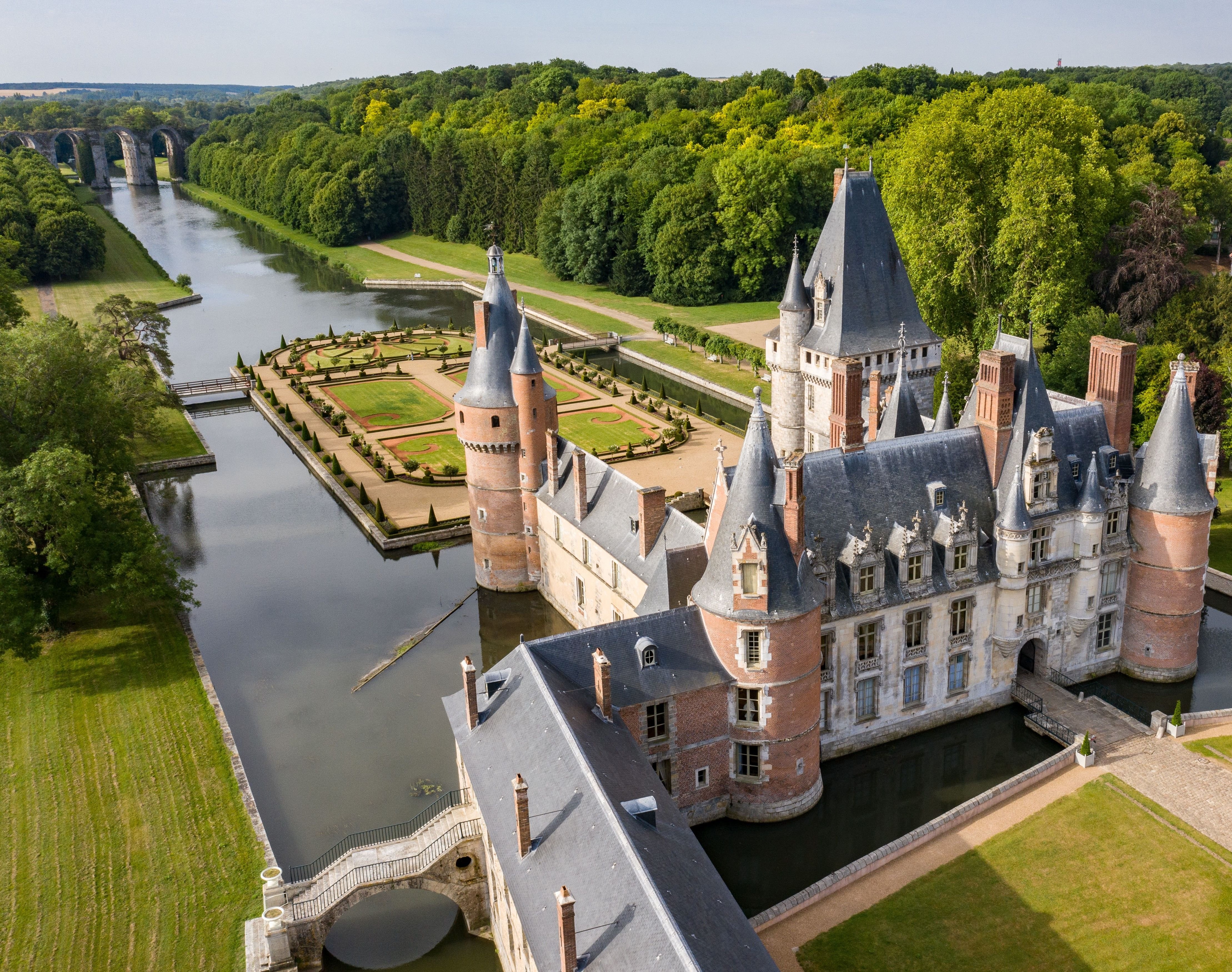 Le jardin à la française du château de Maintenon accueille ce samedi 7 septembre 2024 la première Journée Ba'Rock, pour revisiter la musique baroque et fêter les 350 ans de l'acquisition du domaine par Madame de Maintenon. ©Conseil départemental d'Eure-et-Loir