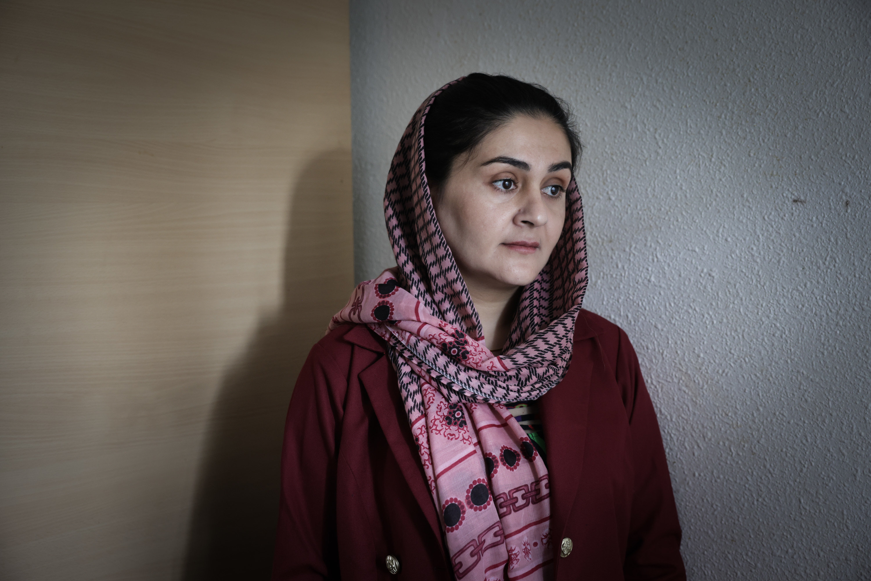 Craignant pour sa vie, Zakia, 32 ans, a dû fuir les talibans et est arrivée en France le 4 septembre avec d'autres Afghanes. LP/Philippe de Poulpiquet