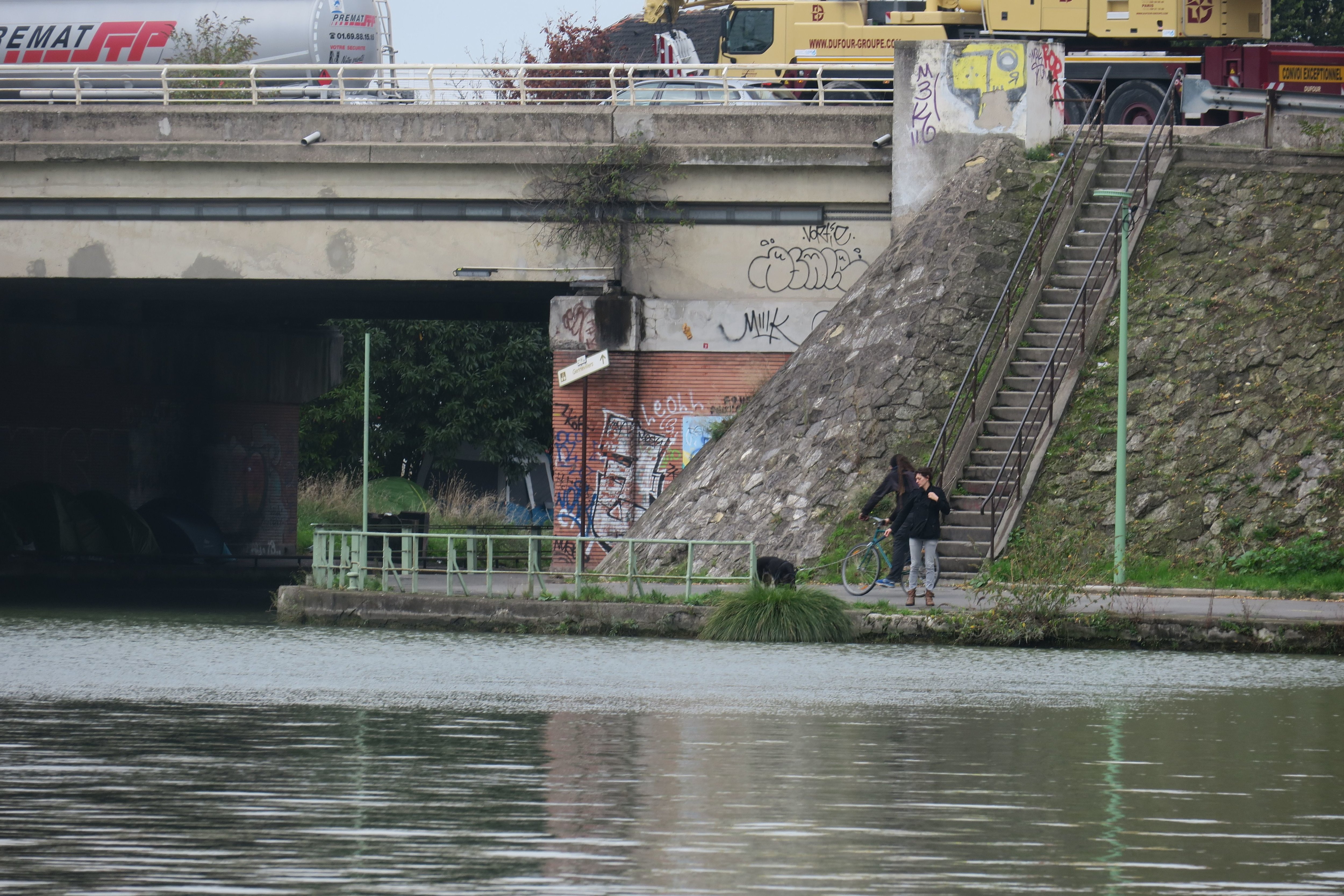 Un pêcheur a découvert un obus d'environ 45 cm ce dimanche après-midi, dans le canal Saint-Denis (Illustration). LP/Claire Guédon