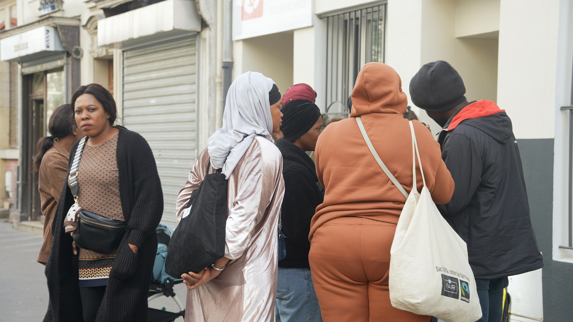 Des femmes hébergées à la Maison des F&Es, à Paris, dans le XVIIIe arrondissement, le 20 mars 2024