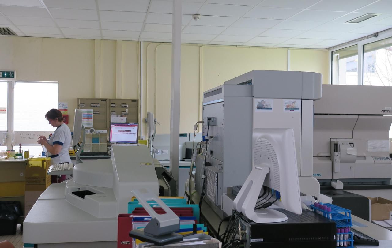 <b></b> Etampes, ce vendredi 23 mars 2018. Le laboratoire du Centre hospitalier Sud Essonne a fait l'objet d'importants travaux de rénovation et de mise aux normes.