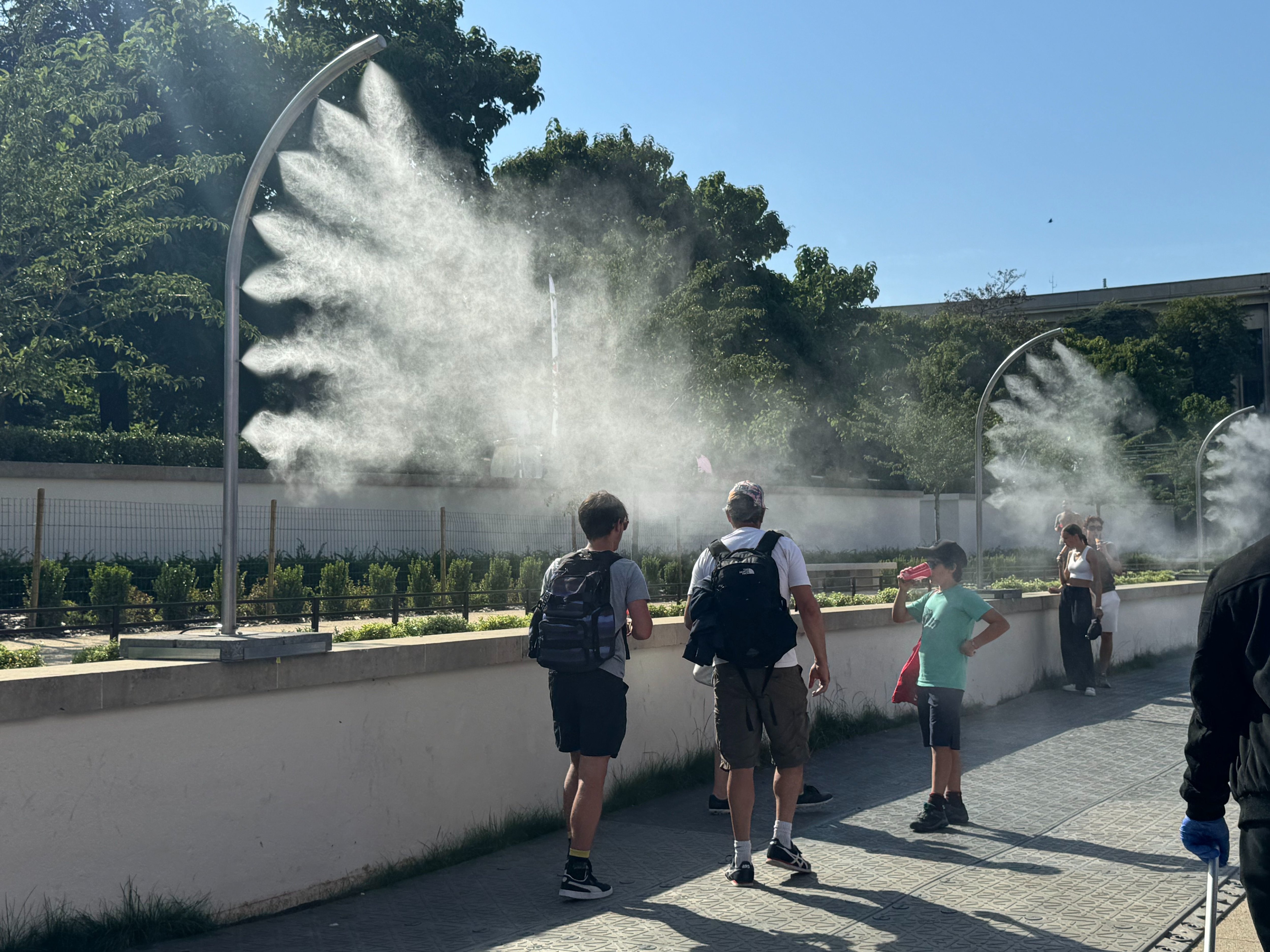 La barre des 30 °C sera franchie à Paris dimanche et lundi. LP/Paul Abran