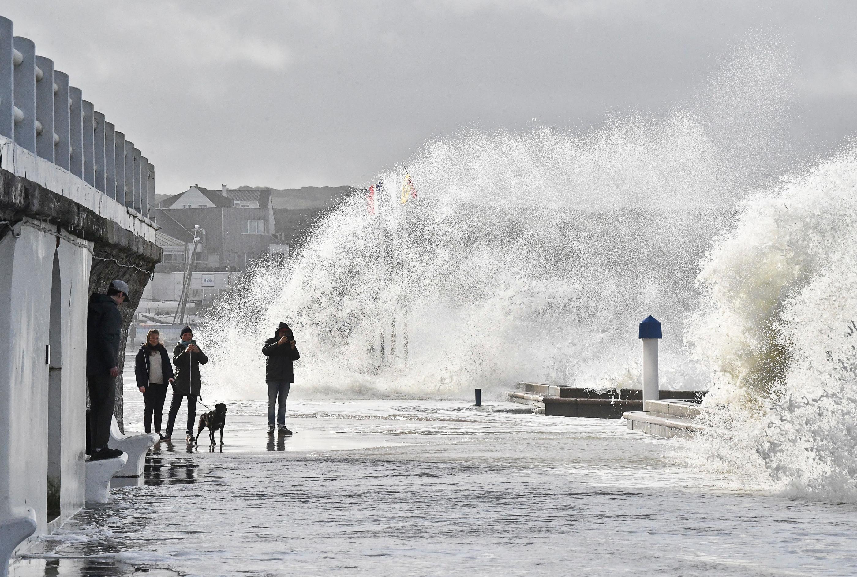 La tempête Ciarán atteindra les côtes bretonnes mercredi soir avant de s'enfoncer dans les terres du quart nord-ouest de la France. La Voix du Nord / Sébastien Jarry