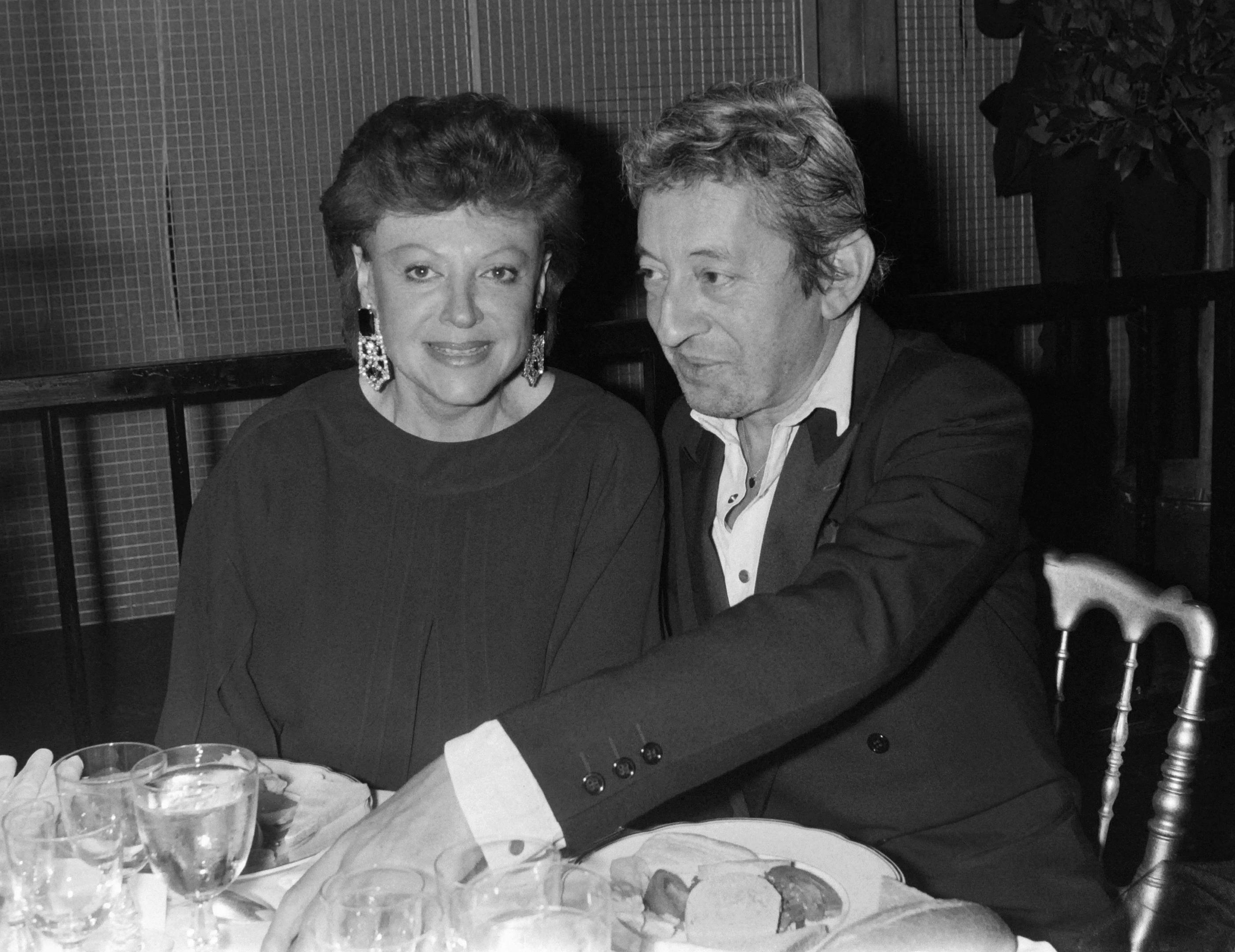 Mort de Régine : reine de la nuit, chanteuse culte... les 1000 vies de «la  Grande Zoa» - Le Parisien