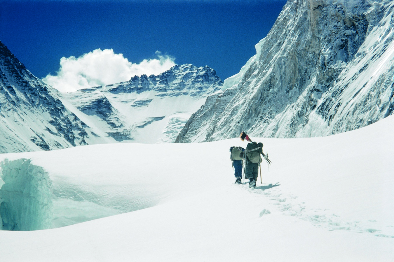 En gravissant, dans l’Himalaya, l'Everest et ses 8 848 mètres d’altitude, Edmund Hillary et Tenzing Norgay ont ouvert la voie à des milliers de passionnés. Getty/Royal Geographical Society/George Lowe