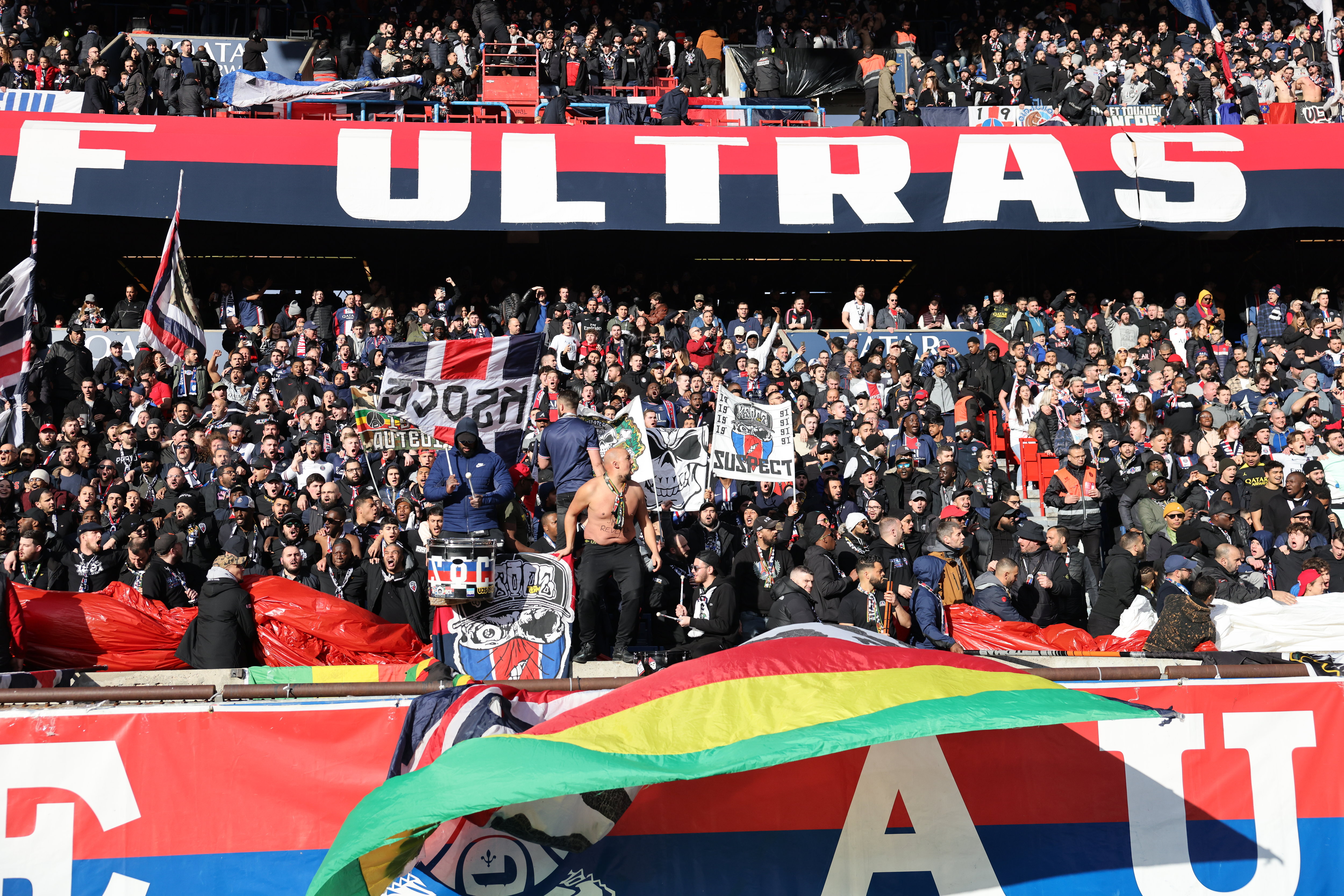 Le Collectif Ultra Paris met la pression dans l'affaire des propos racistes prêtés à son entraîneur quand il dirigeait l'OGC Nice. LP/Arnaud Journois