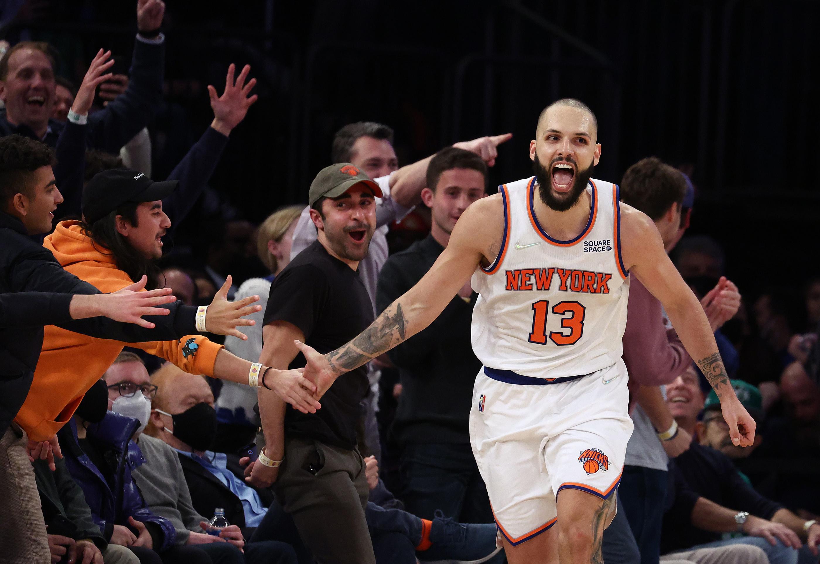 Evan Fournier s'est offert un nouveau record et entre dans l'histoire des New York Knicks. AFP/Al Bello