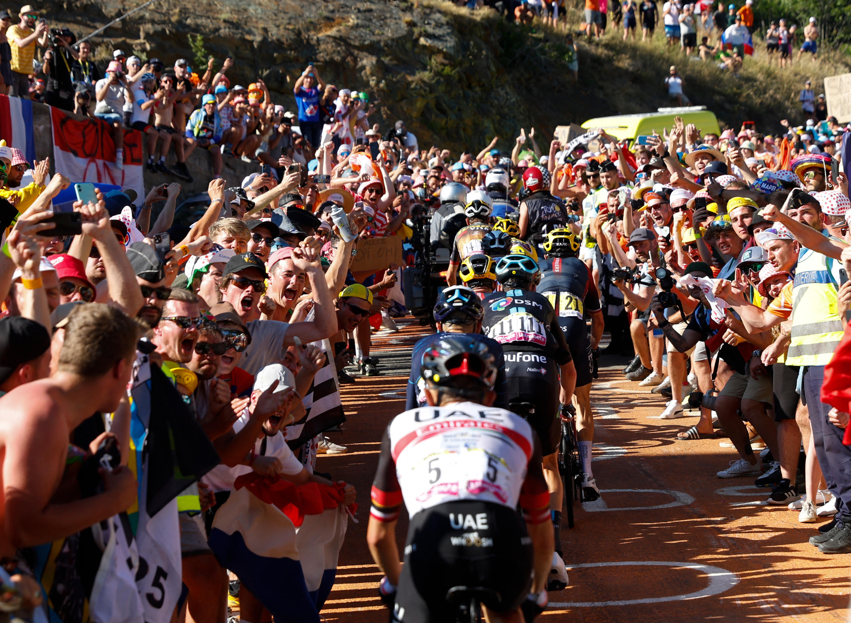 Comme les hommes, les femmes goûteront à la folle ambiance des 21 virages de l'Alpe d'Huez, en clôture du Tour de France femmes 2024. (Photo by Etienne GARNIER / POOL / AFP)