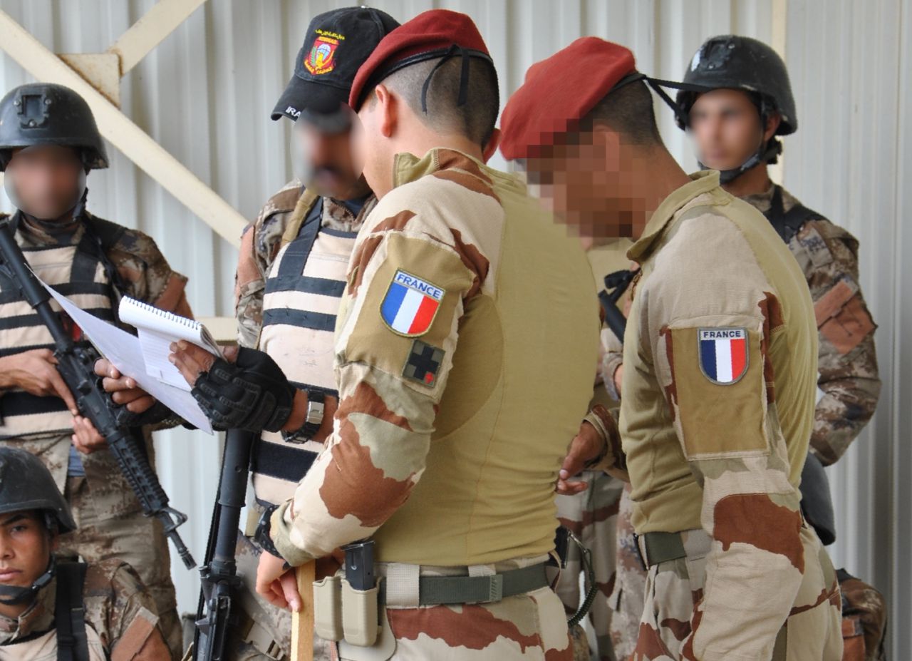 Un parachutiste, qui allait devenir élève gendarme, a vu son entrée à l'école de gendarmerie invalidée après avoir été mis en cause pour des violences conjugales. (Illustration) AFP/Valérie Leroux