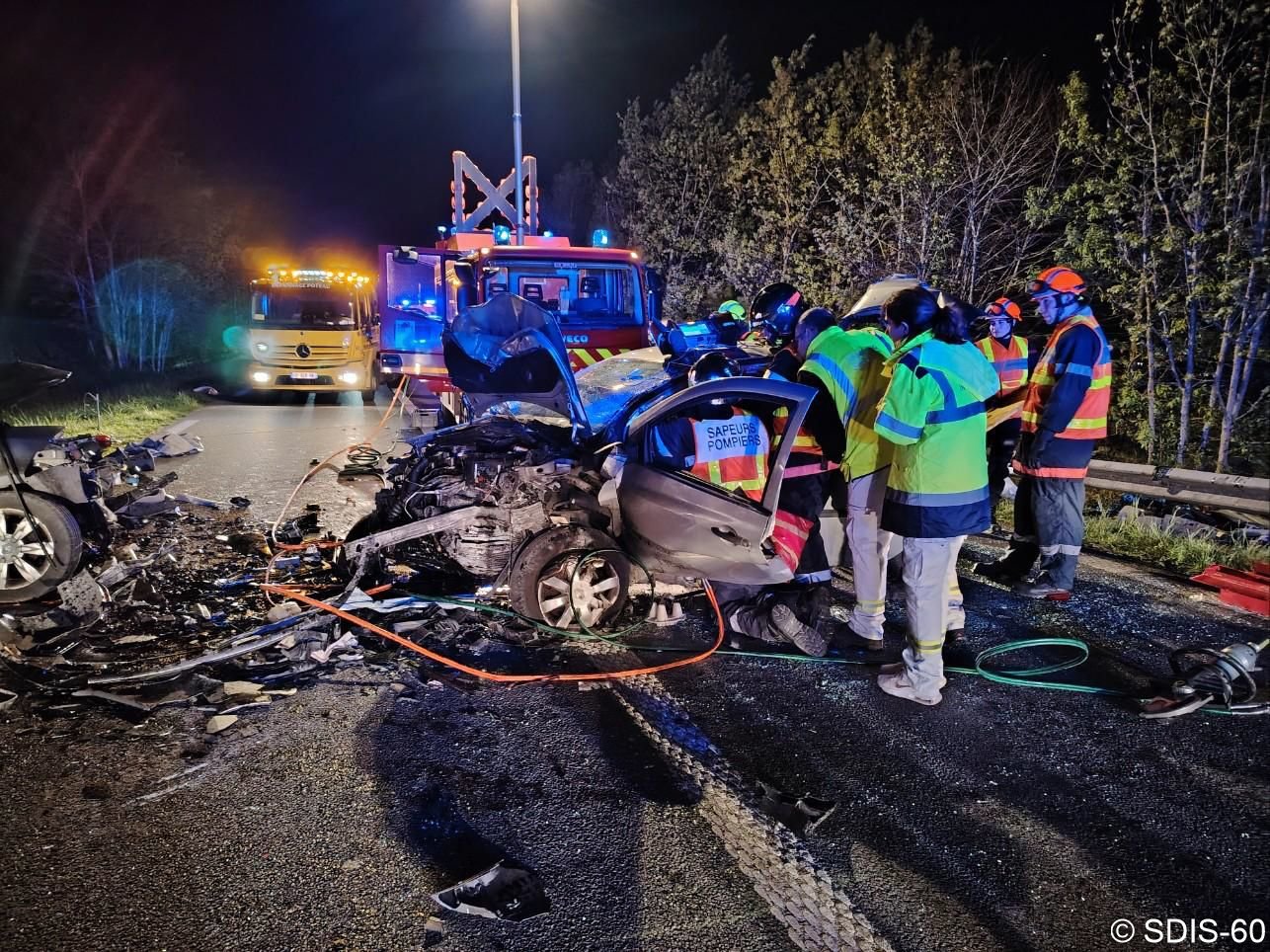 Senlis, ce dimanche. La collision entre deux voitures sur la D1330 a fait six blessés. SDIS 60