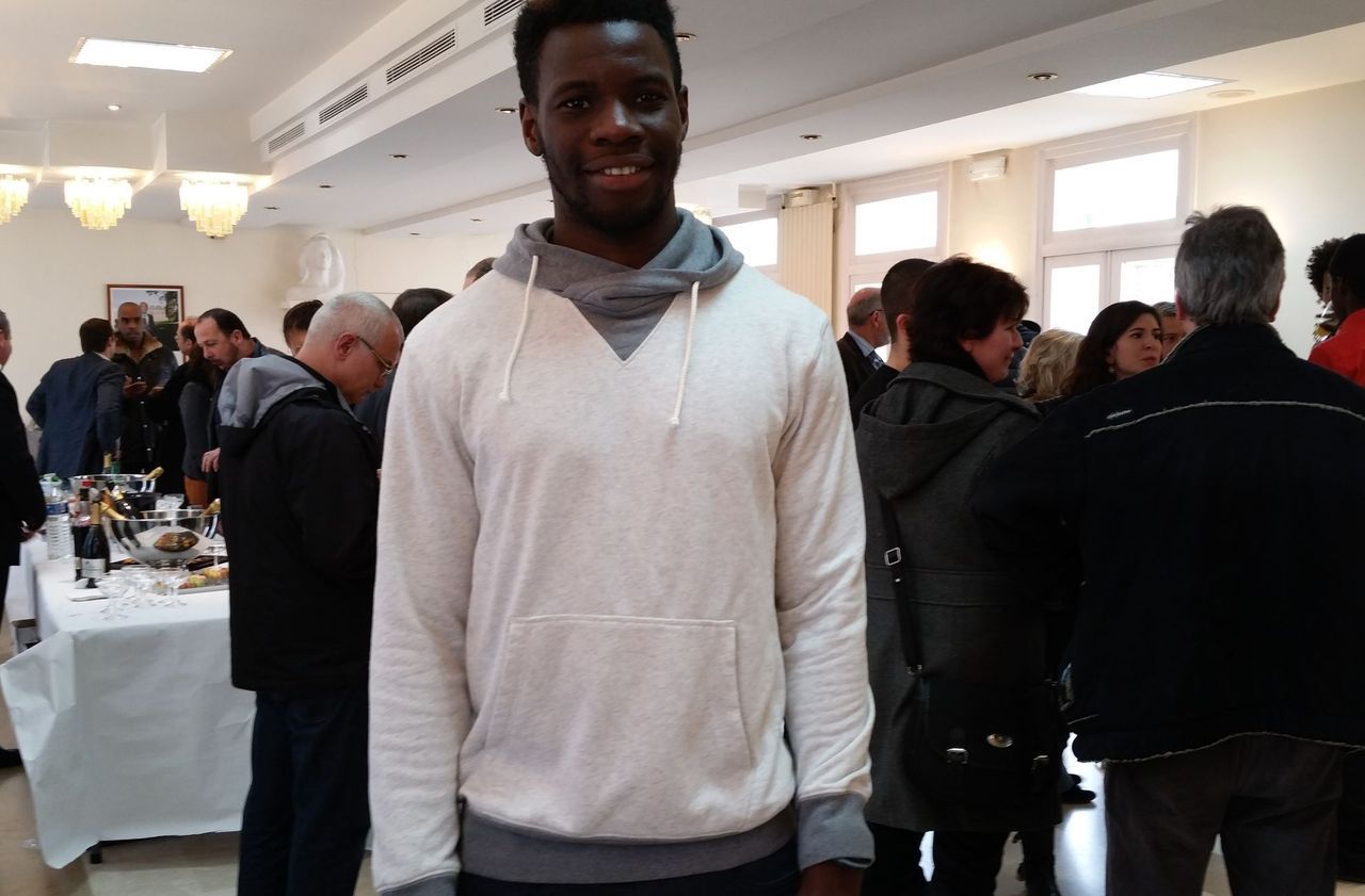 <b></b> Montgeron, le 14 mars 2015. A 27 ans Toumany Coulibaly est devenu champion de France du 400 m en salle le 22 février. 